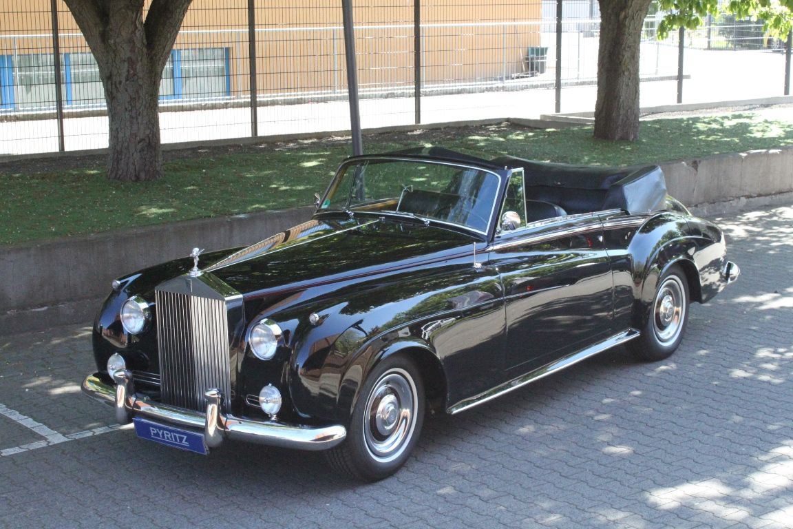 Silver Cloud II 3