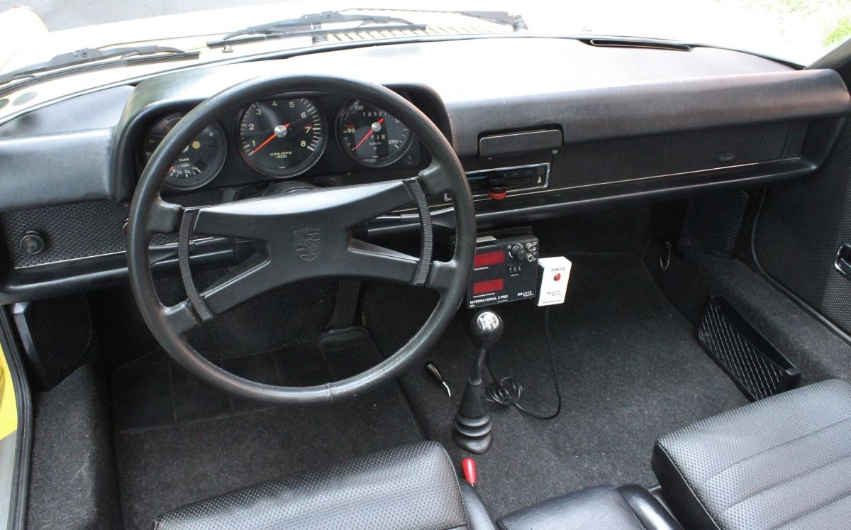 Volkswagen -Porsche 914-6 9