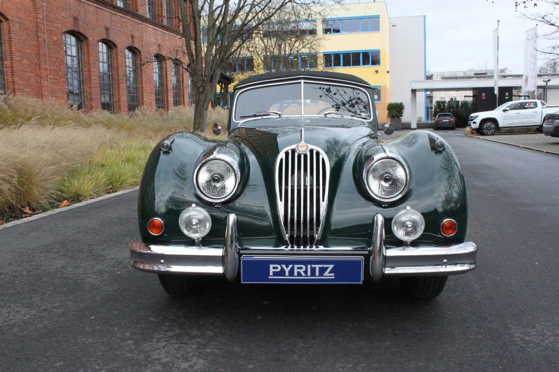 Jaguar XK 140 DHC 8