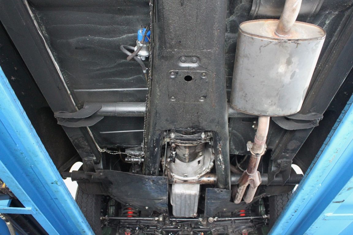 Mercedes-Benz 220 Cab. A 13