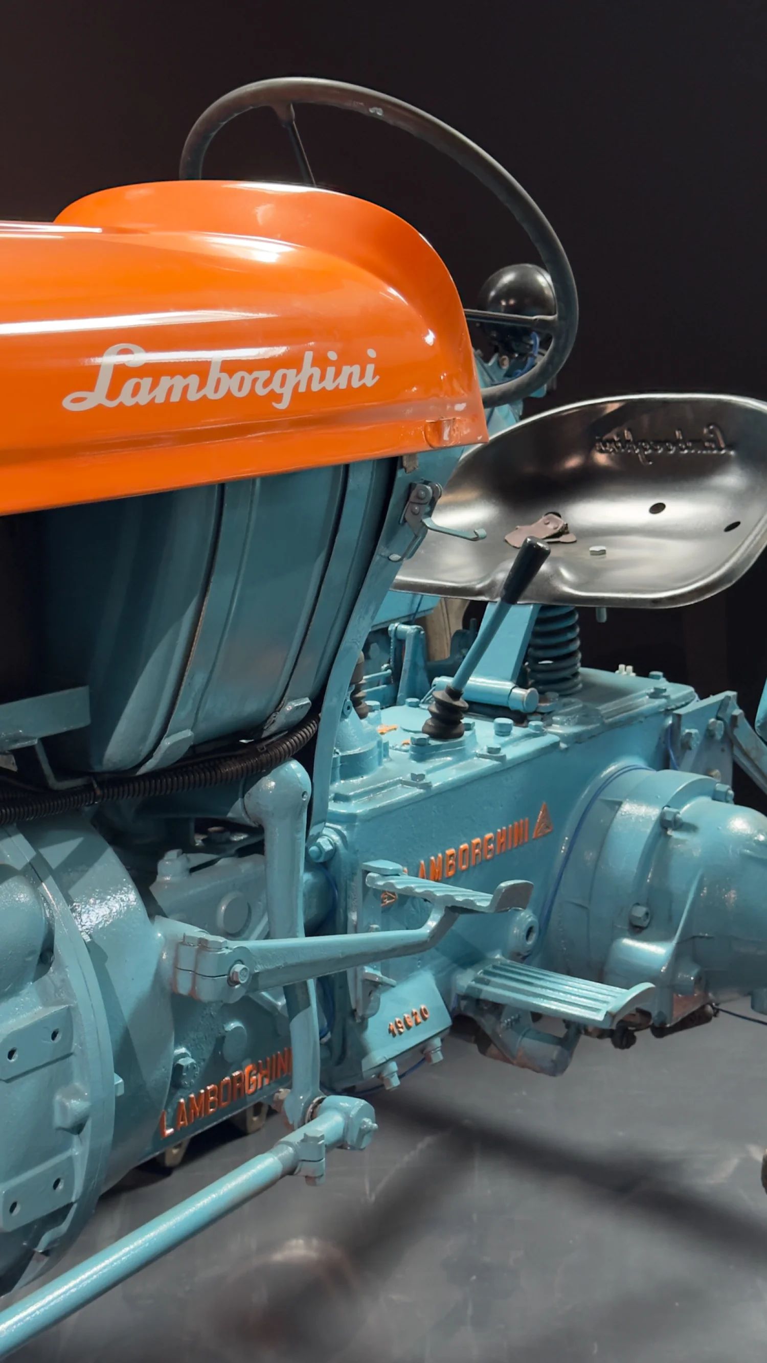 Lamborghini DLA35 3352R 10