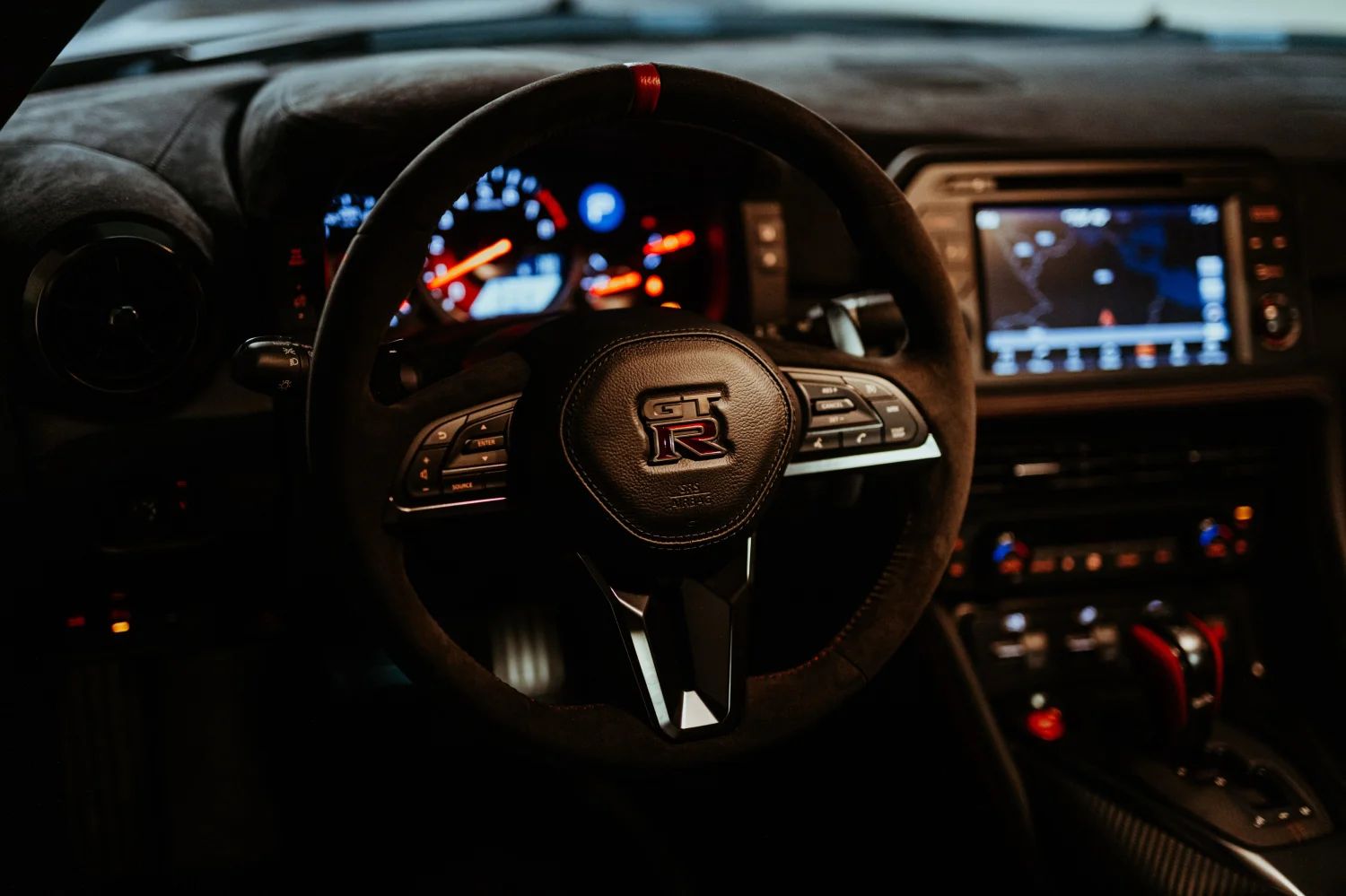 Nissan GT-R R35 Nismo SV 13