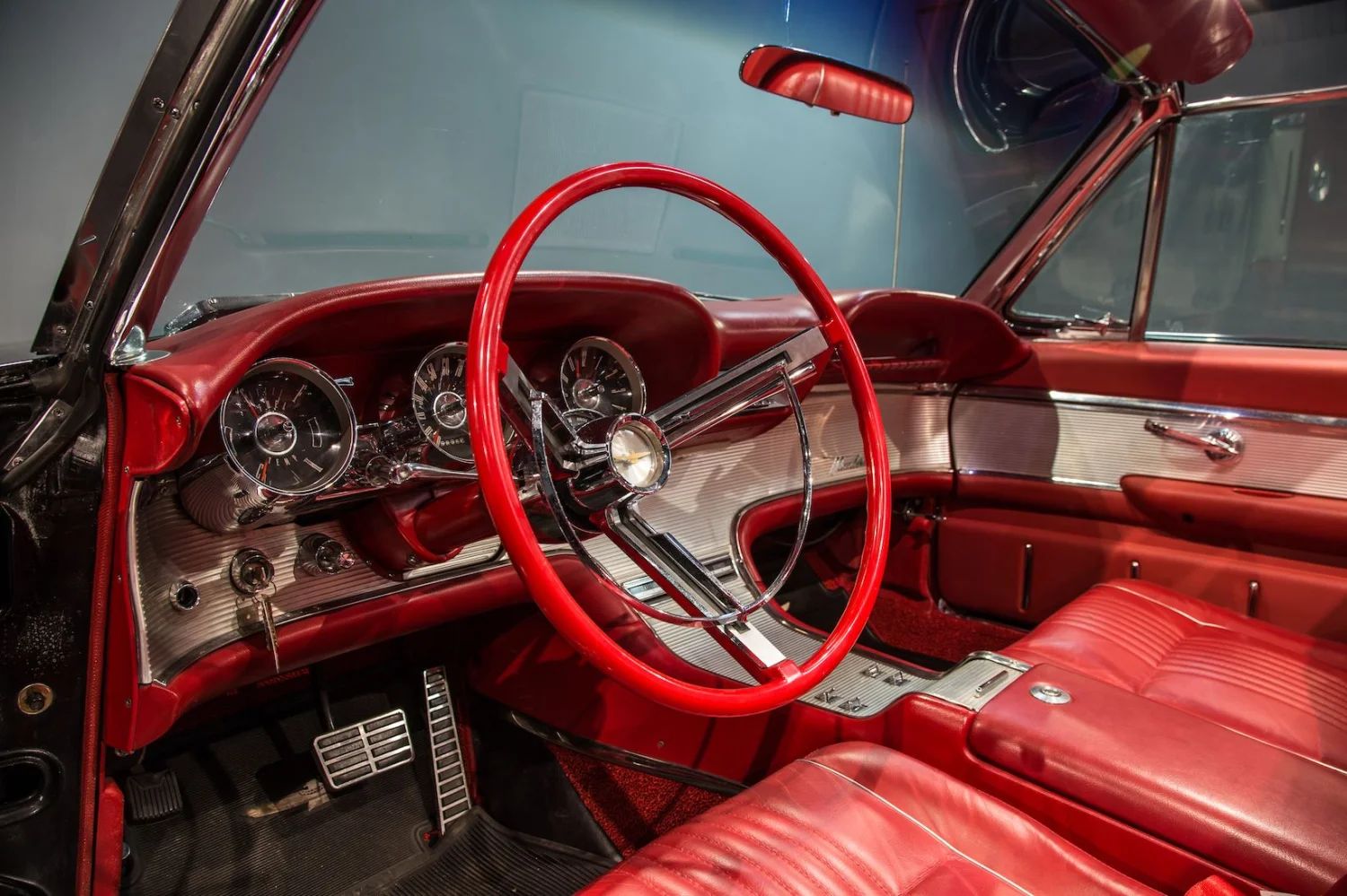 Ford T-Bird 6