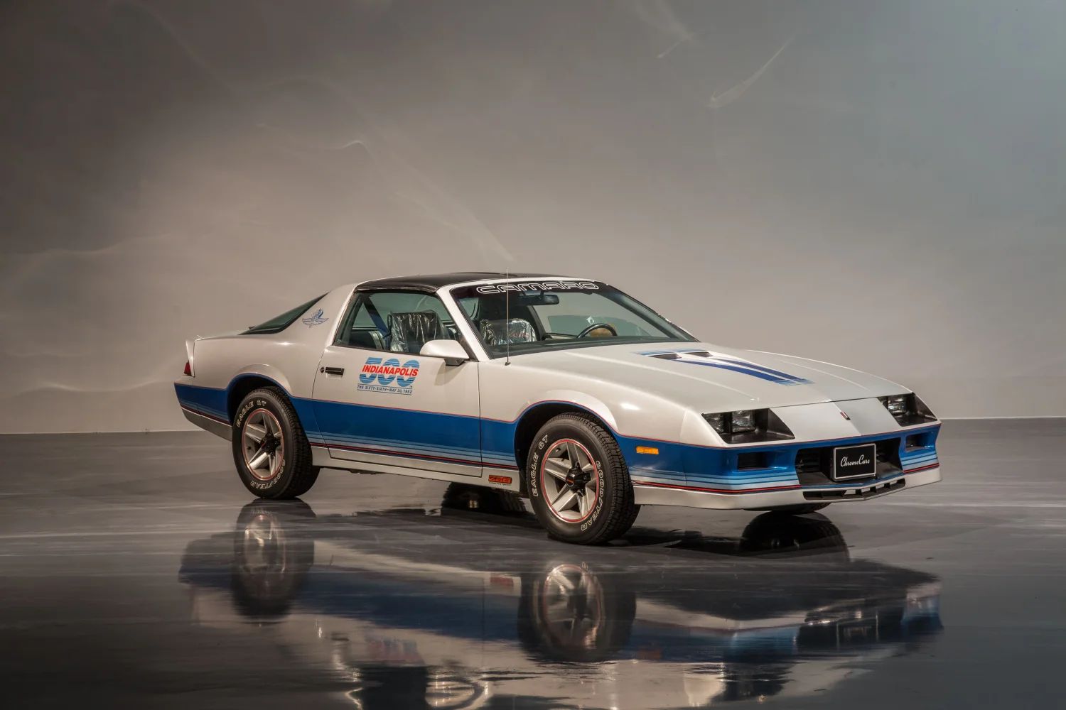 Chevrolet Camaro Z28 Indy 500 Pace Car 11