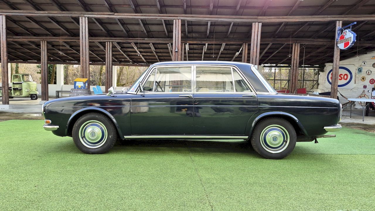 Lancia Flavia 2000 4