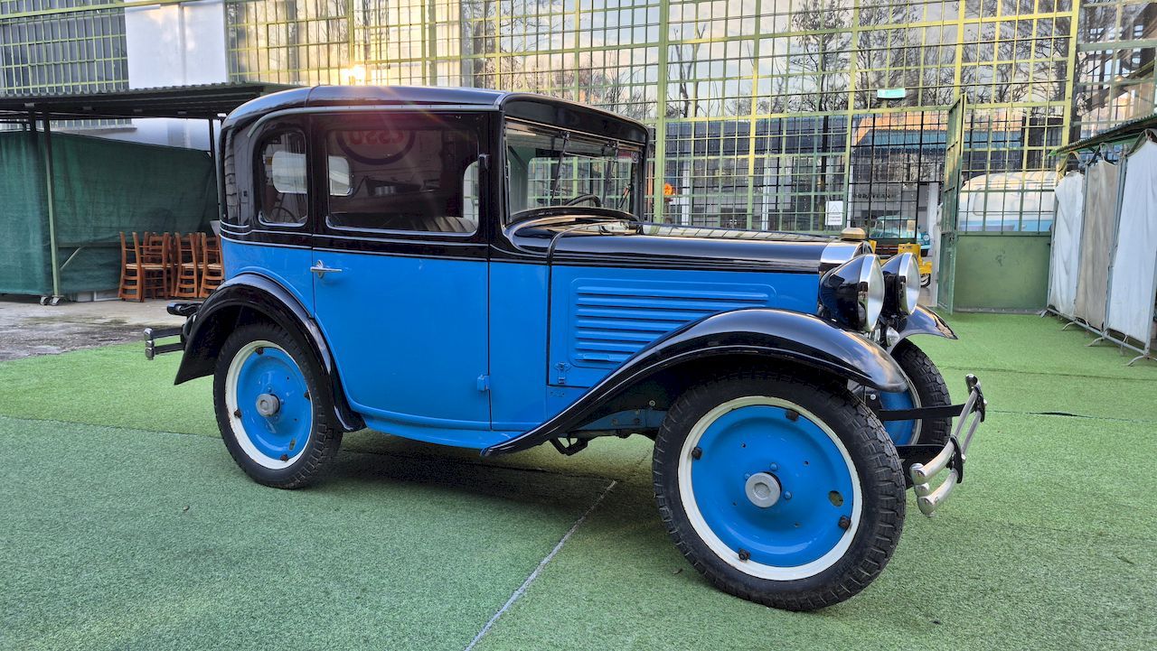 Austin 7 Saloon 9