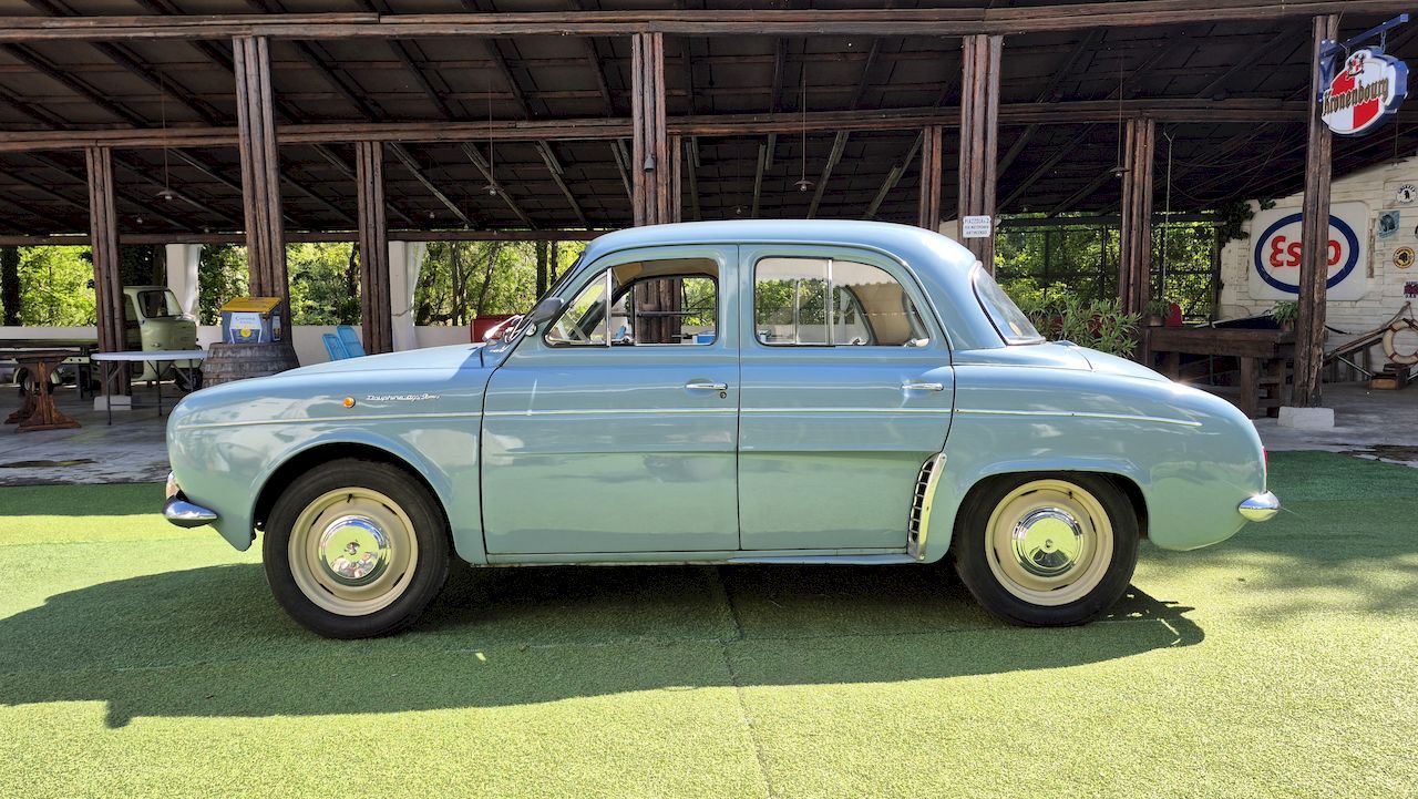 Alfa Romeo Dauphine R 1090 4