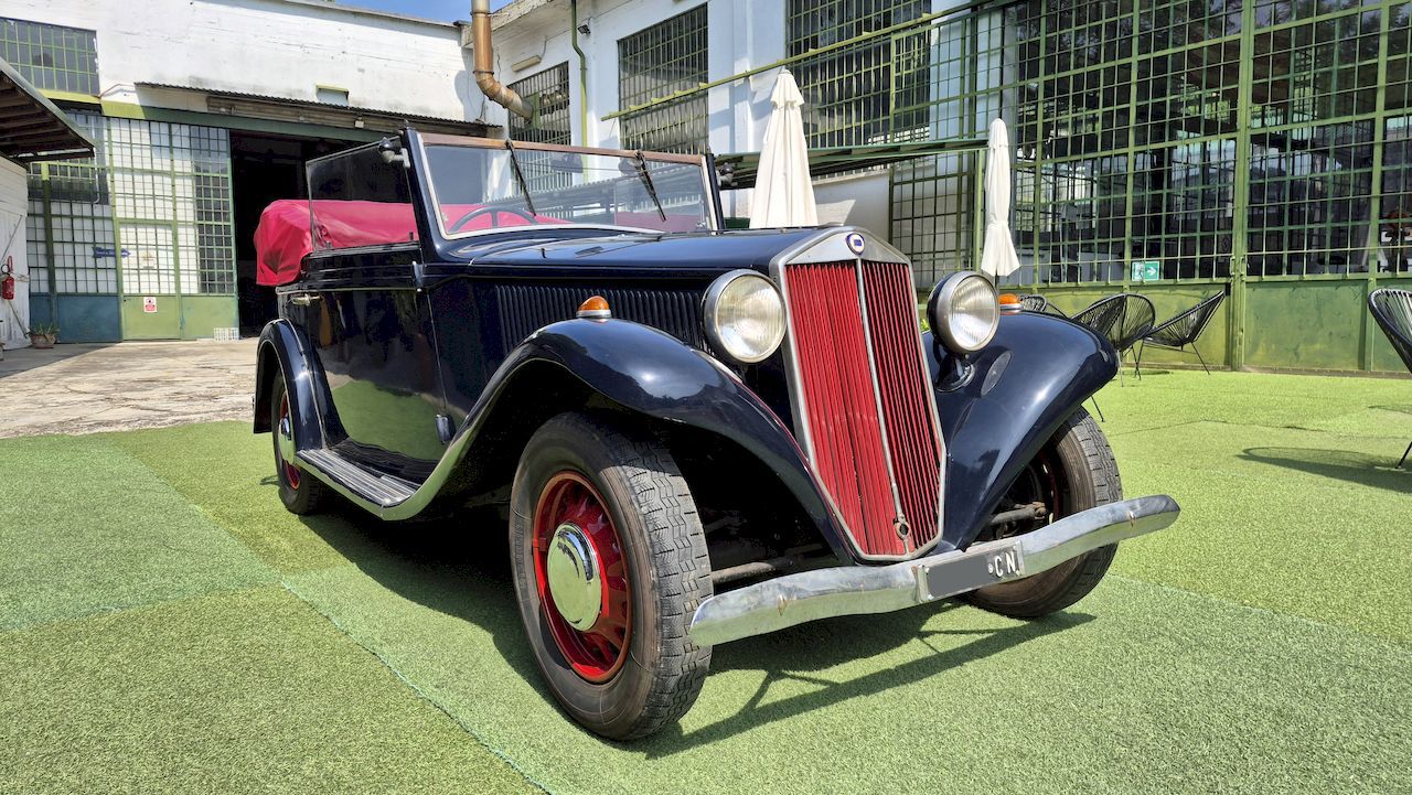 Lancia Augusta 9