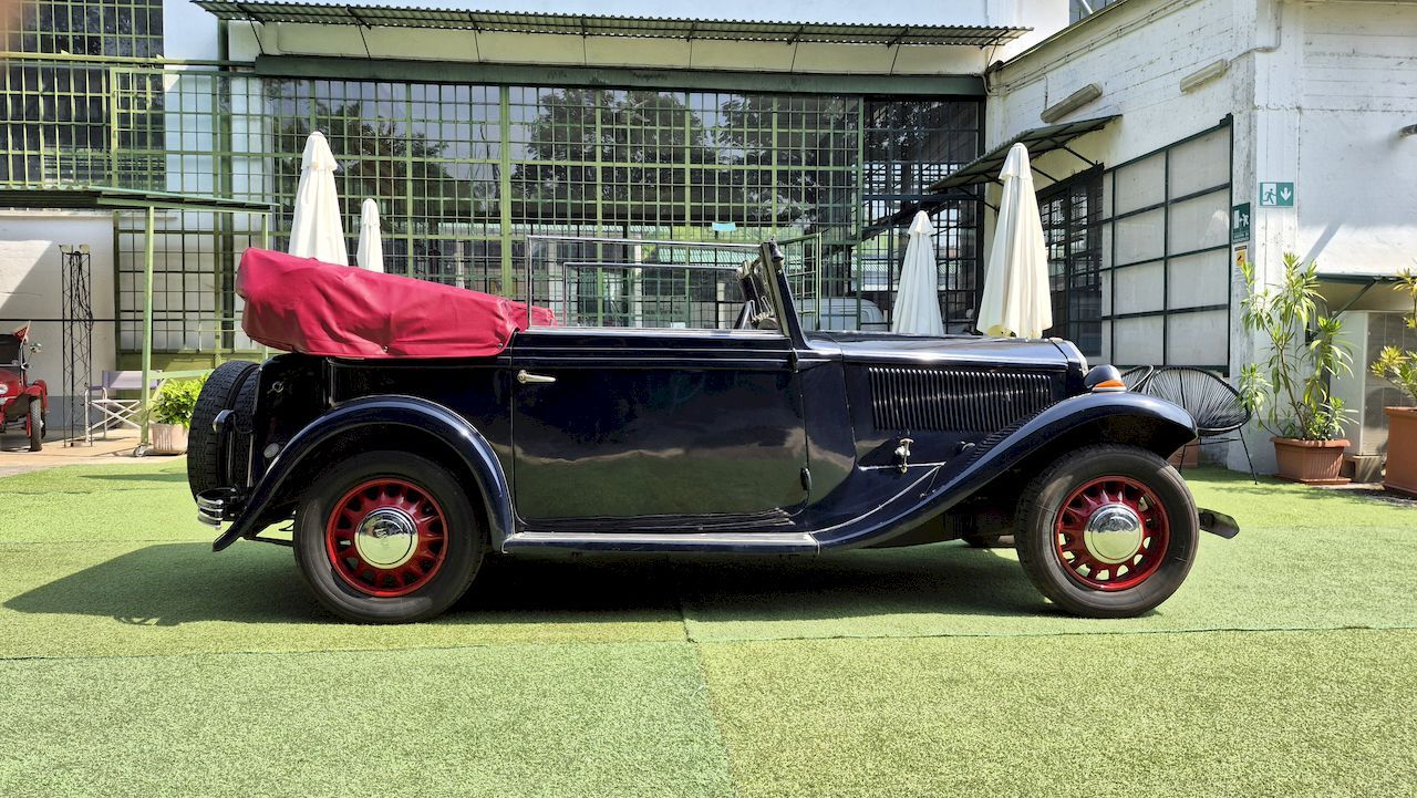 Lancia Augusta 12