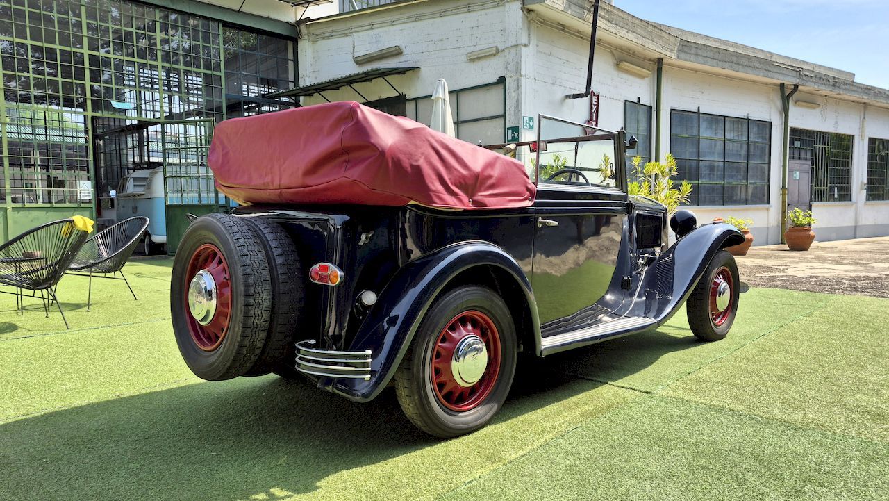 Lancia Augusta 14