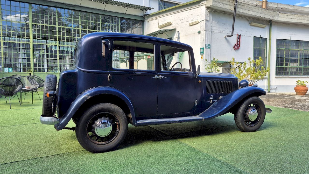 Lancia Augusta 13