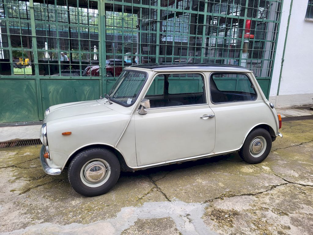 Mini 850 5
