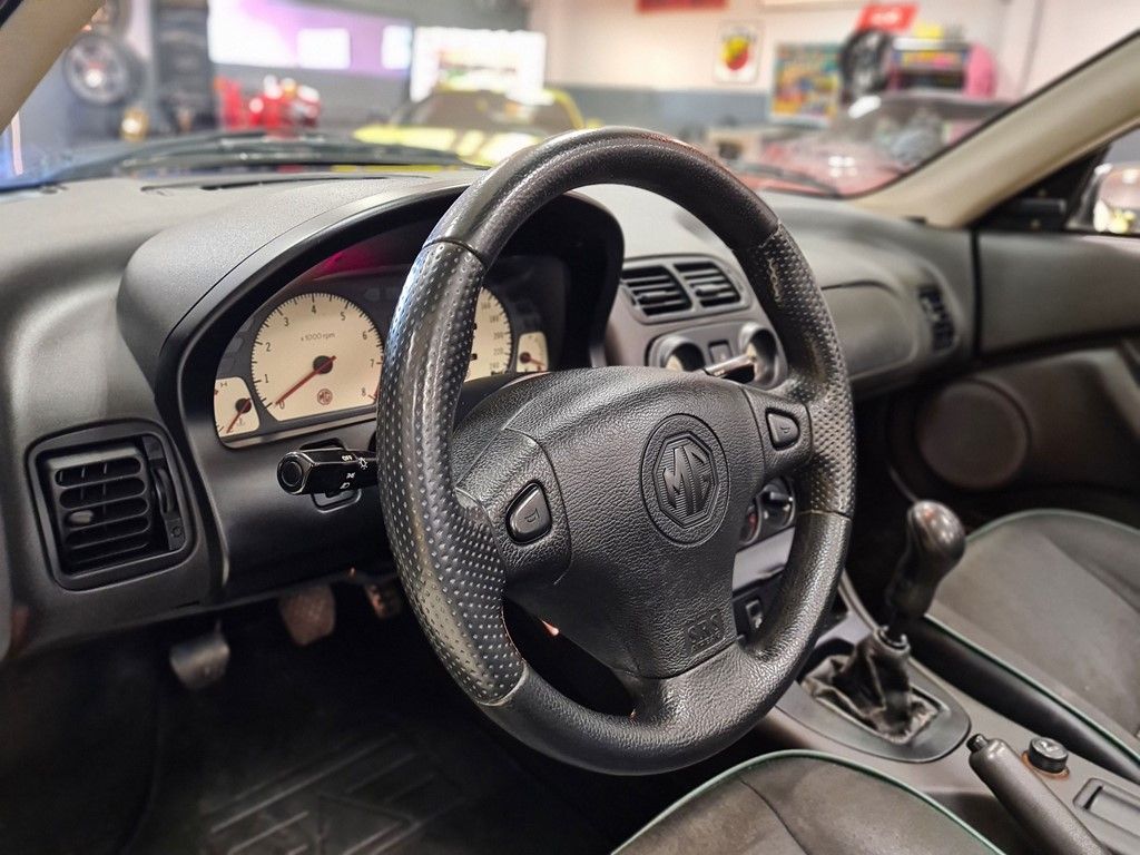 MG MGF 1.8i 11