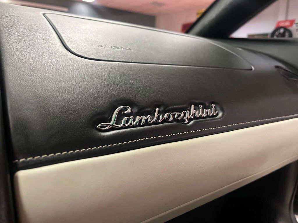 Lamborghini Gallardo 5.0 520cv La Nera 19