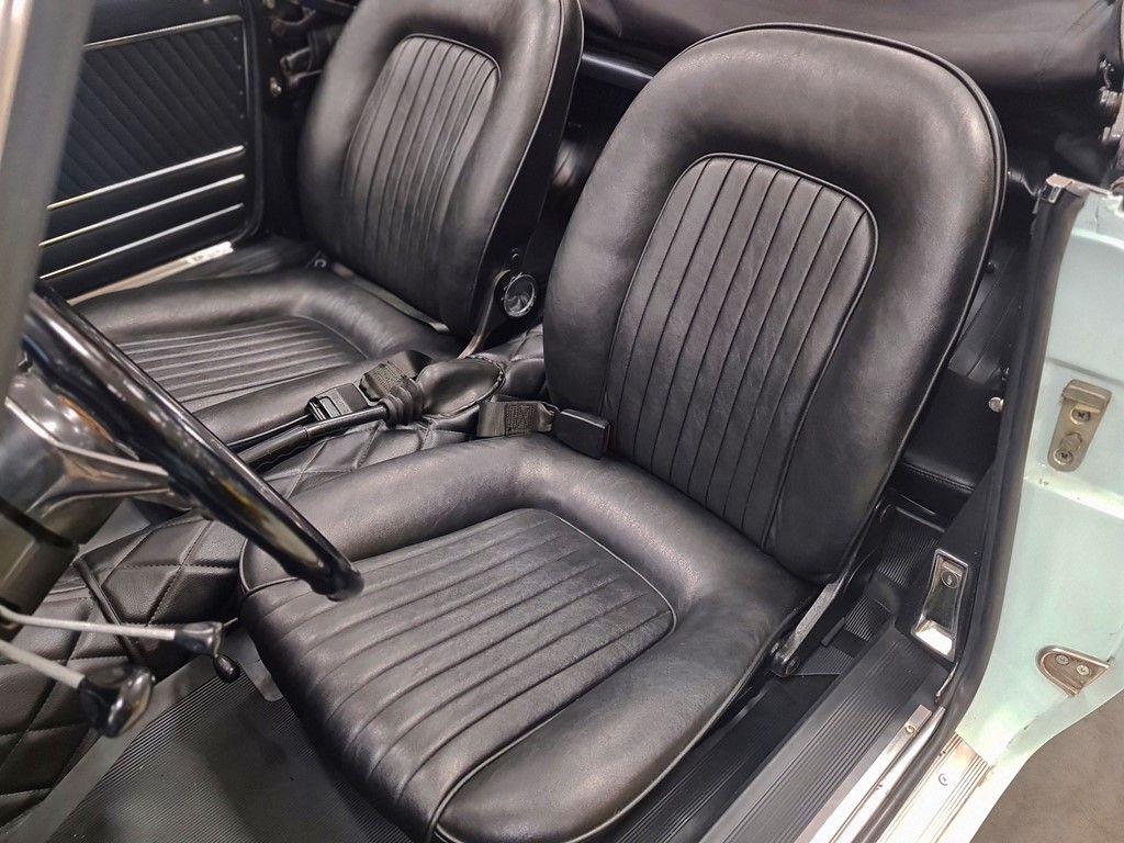 Alfa Romeo Spider Duetto Osso di Seppia 13