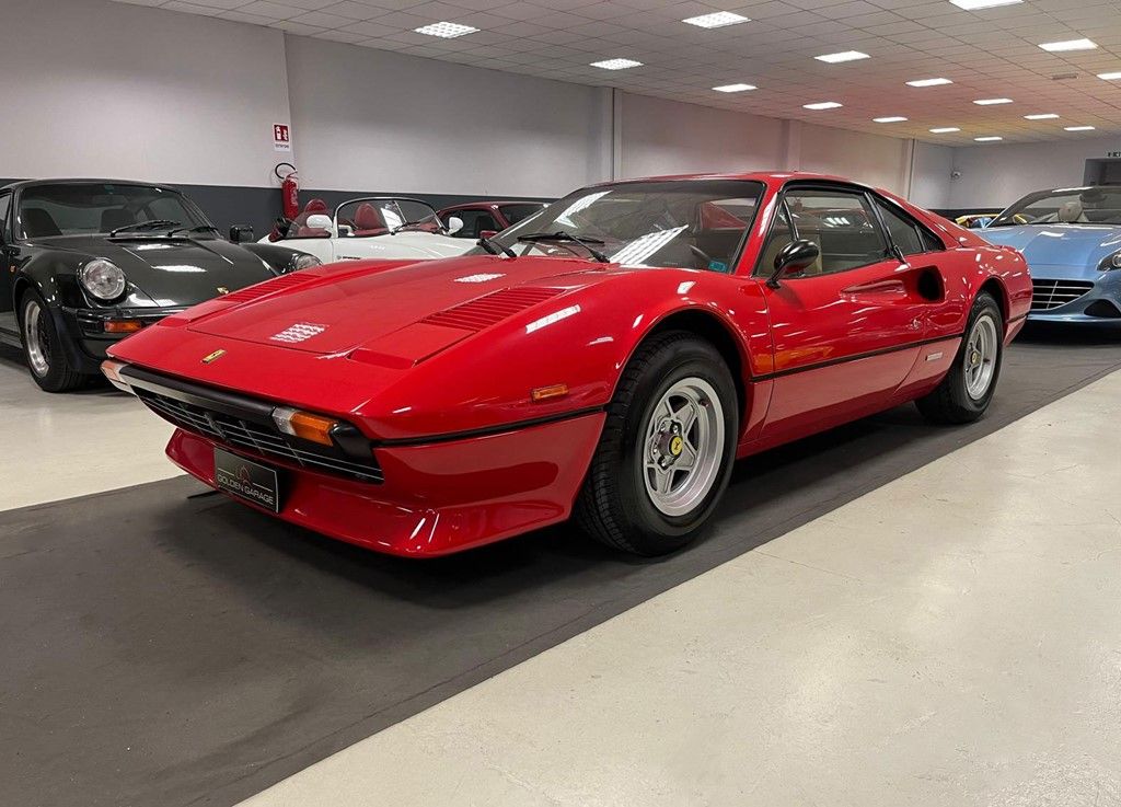 Ferrari 308 GTB QUATTROVALVOLE 2