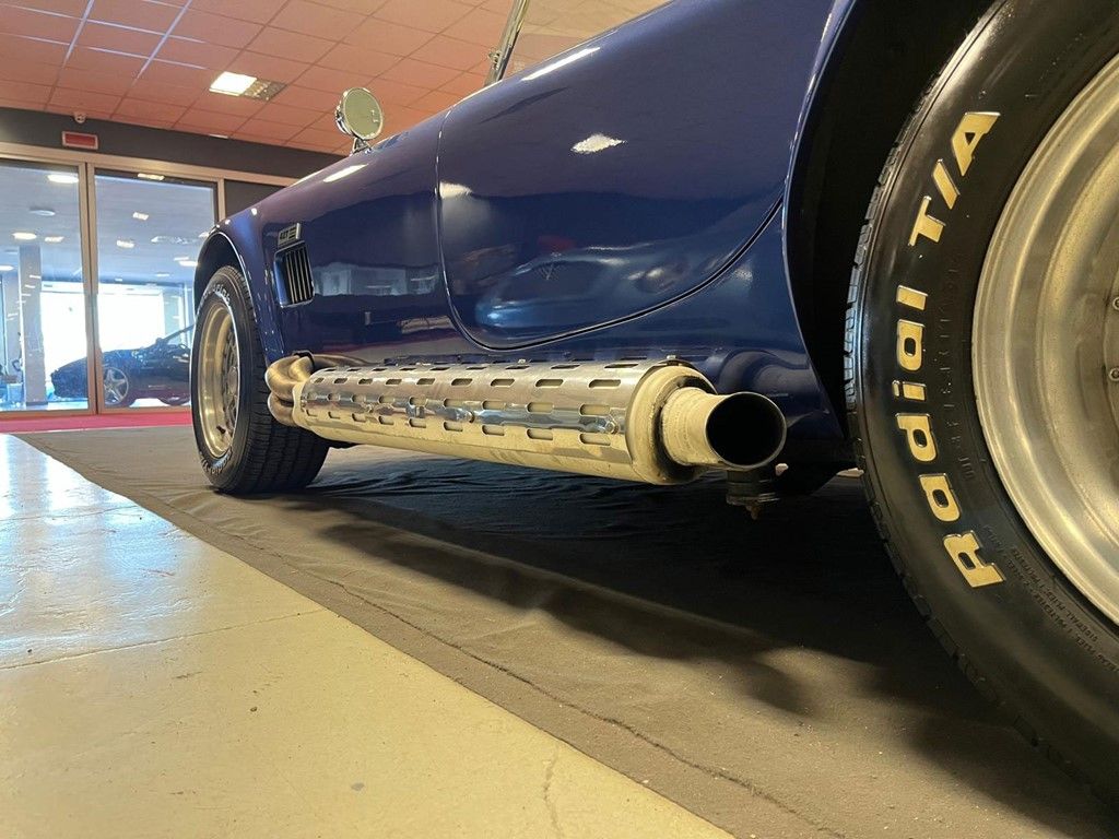 Cobra 22