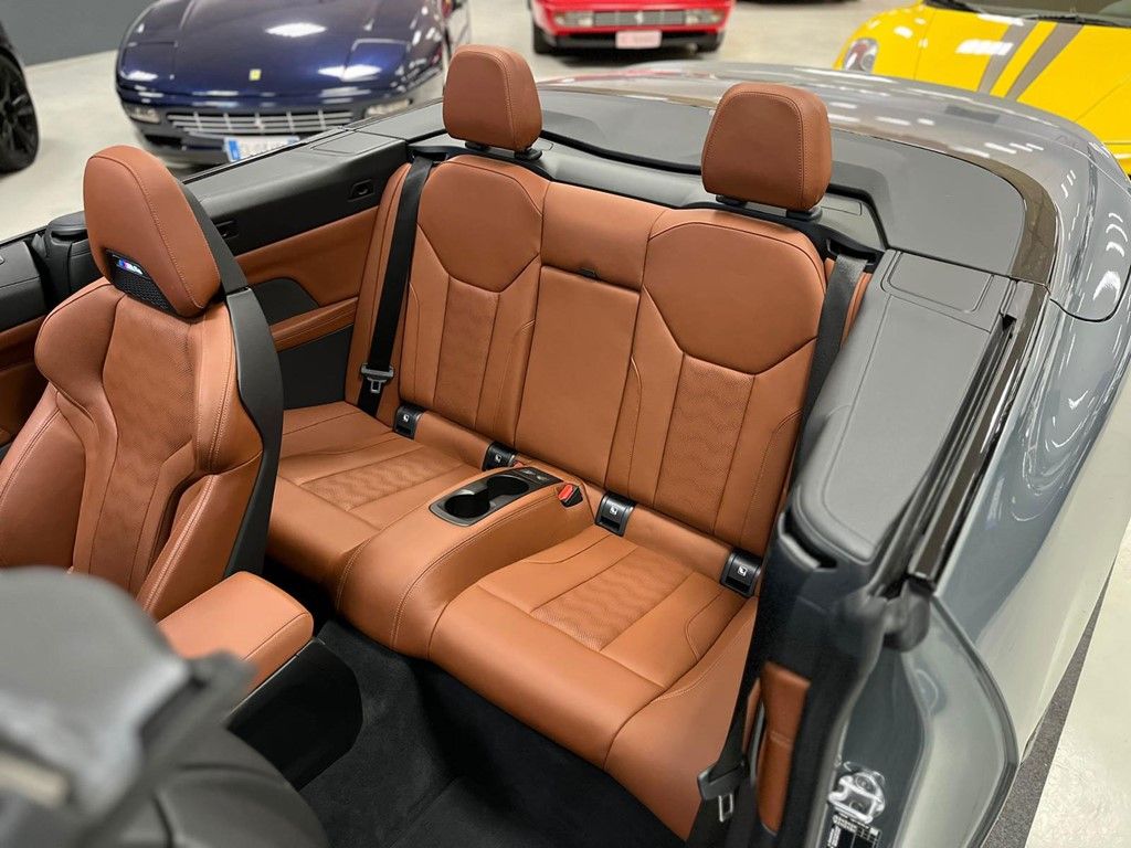 BMW M4 Competition M xDrive Cabrio 14