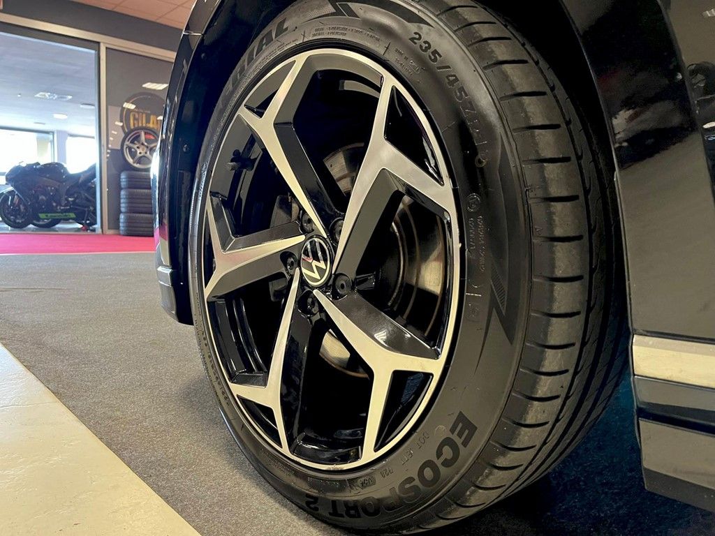 Volkswagen Passat TDI 2.0 R-line 200cv 9