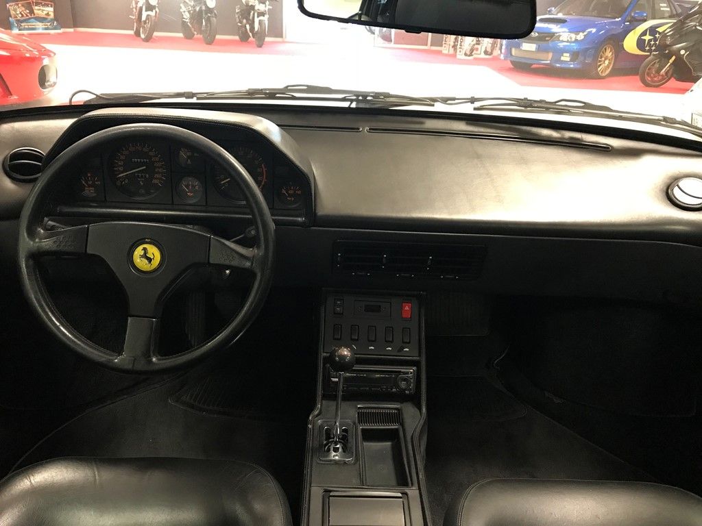Ferrari Mondial T 12