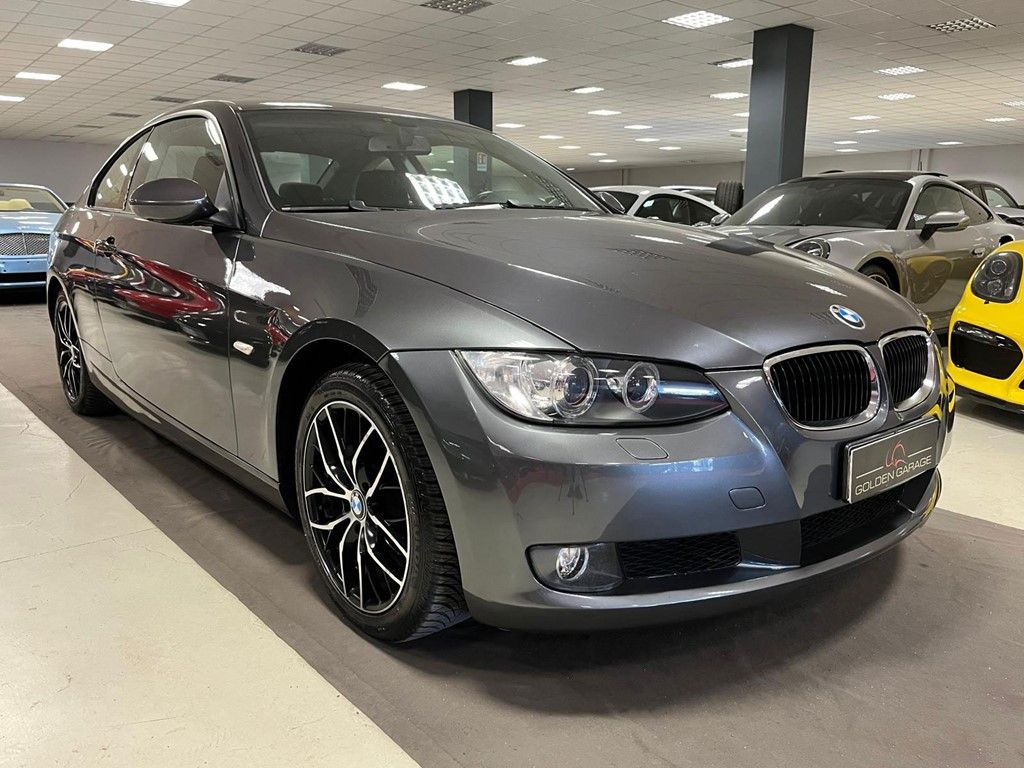 BMW 320 i 4
