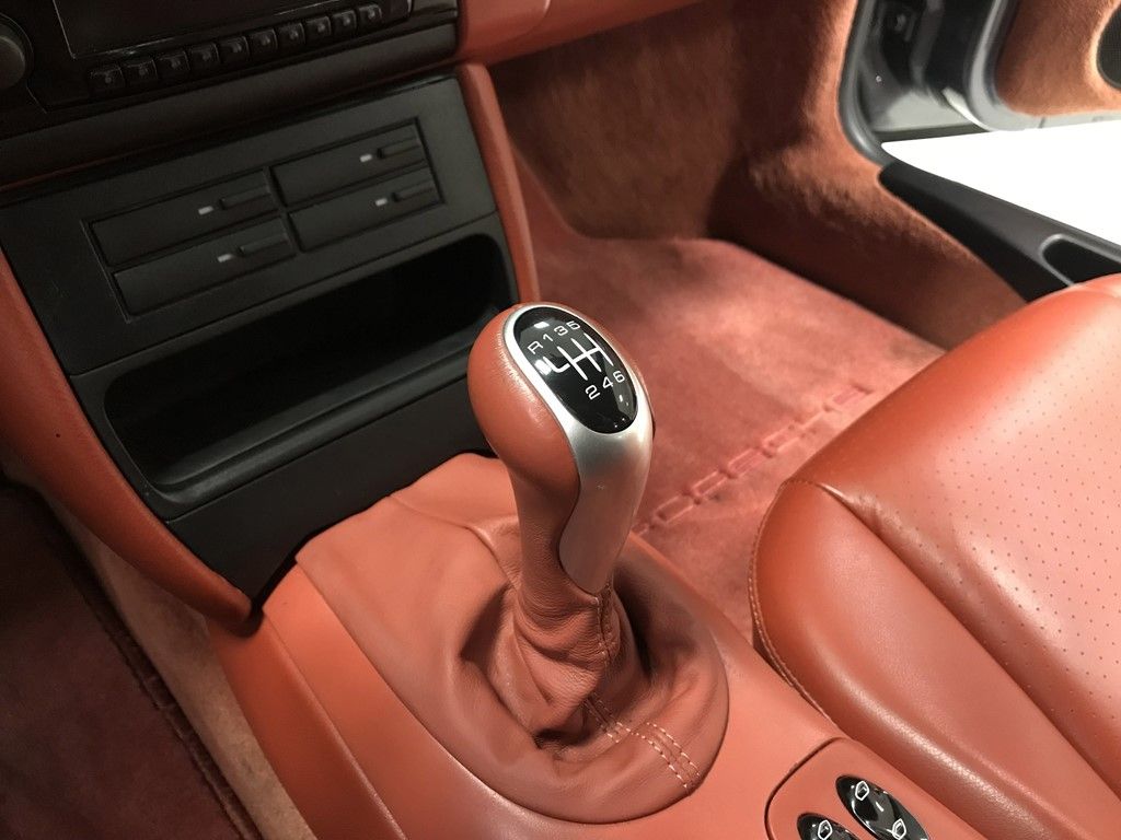 Porsche 911 (996) Turbo 18