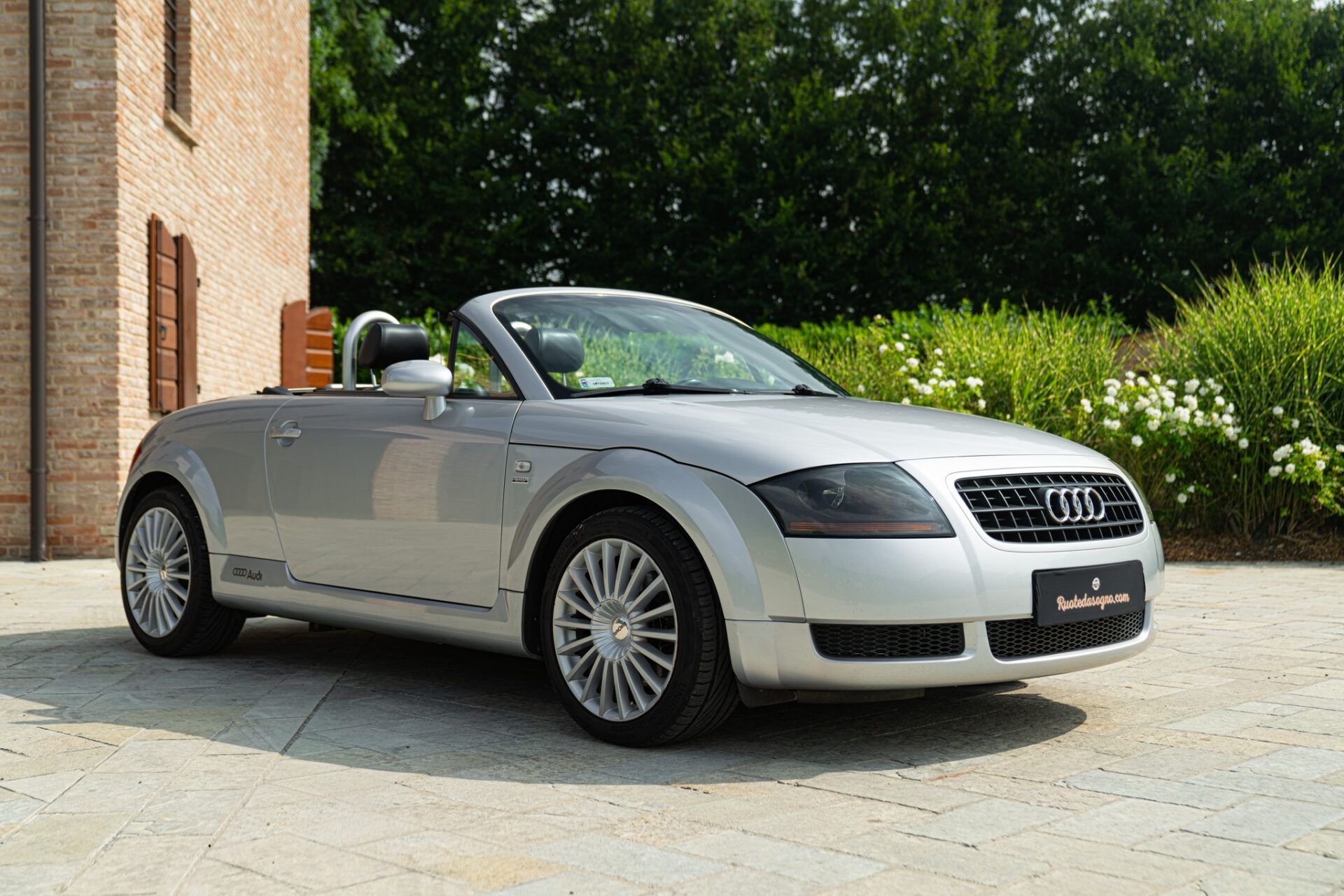 Audi TT ROADSTER 2