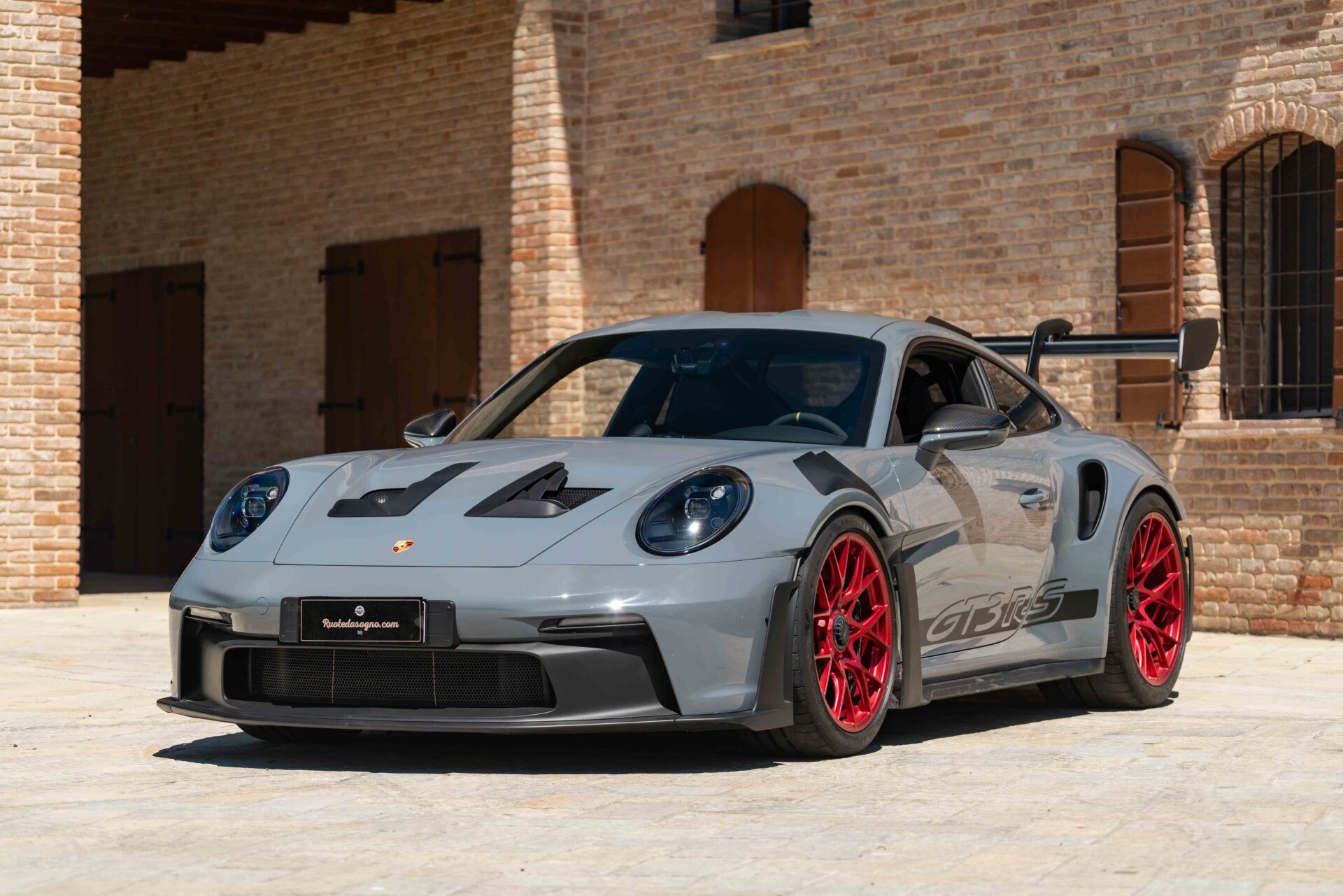 Porsche 992 (911) GT3 RS 8
