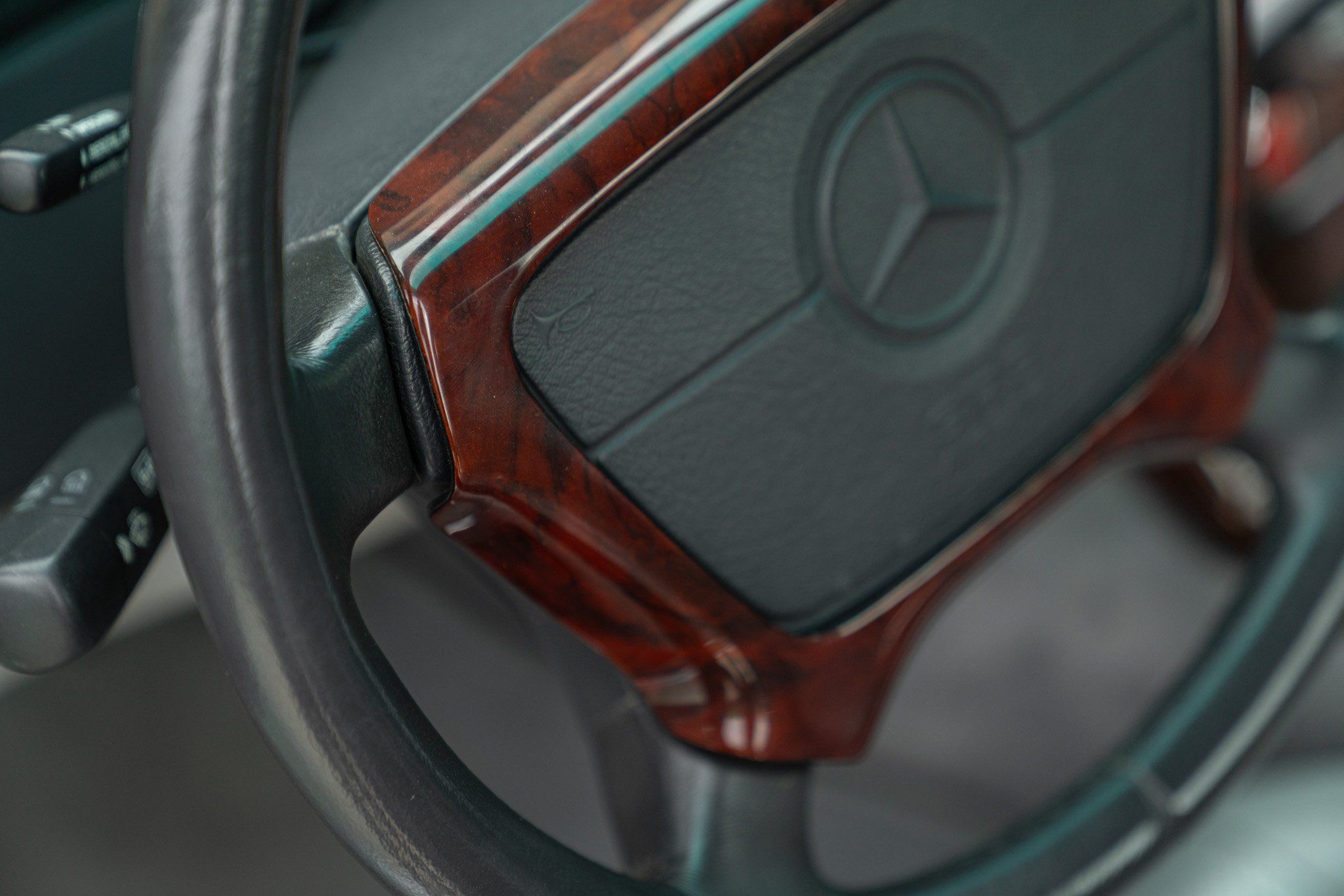 Mercedes-Benz SL 320 42