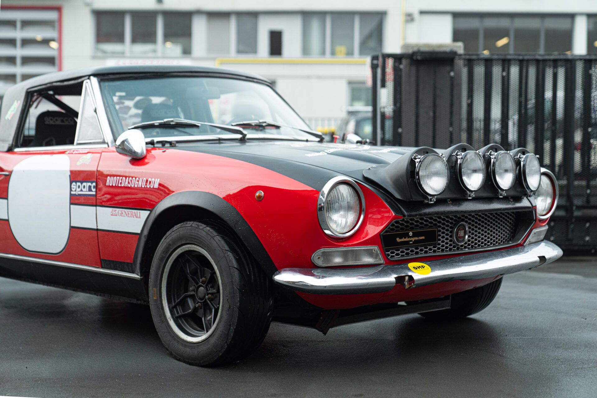 Fiat 124 SPORT SPIDER CS1 31