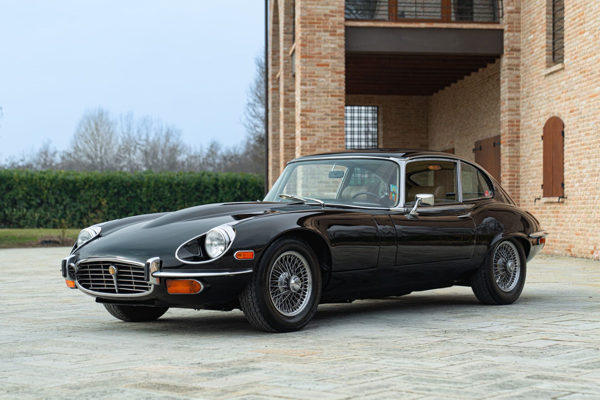 Jaguar E-TYPE COUPE 5.3 V12 67