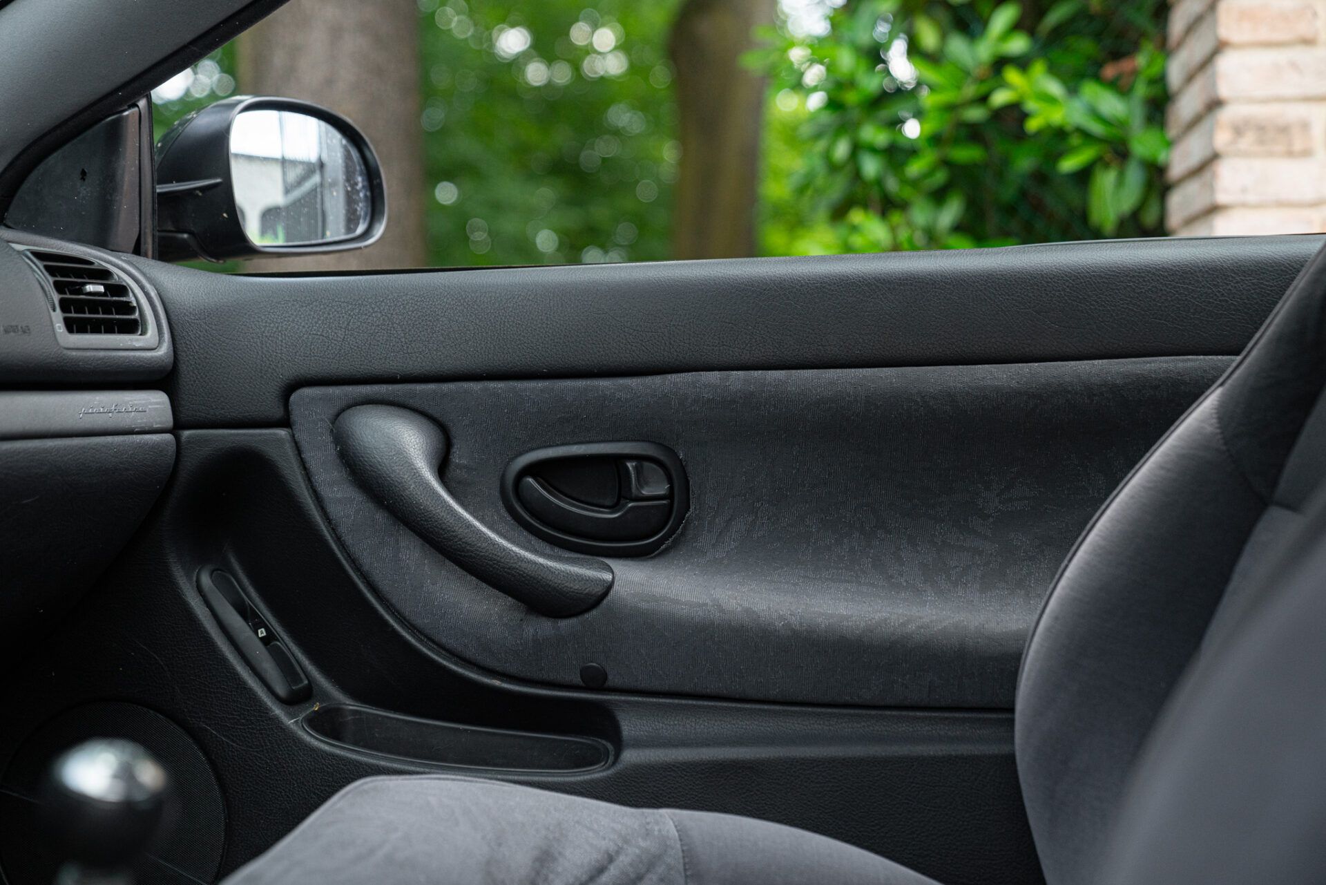 Peugeot 406&nbsp;COUPE’ 26