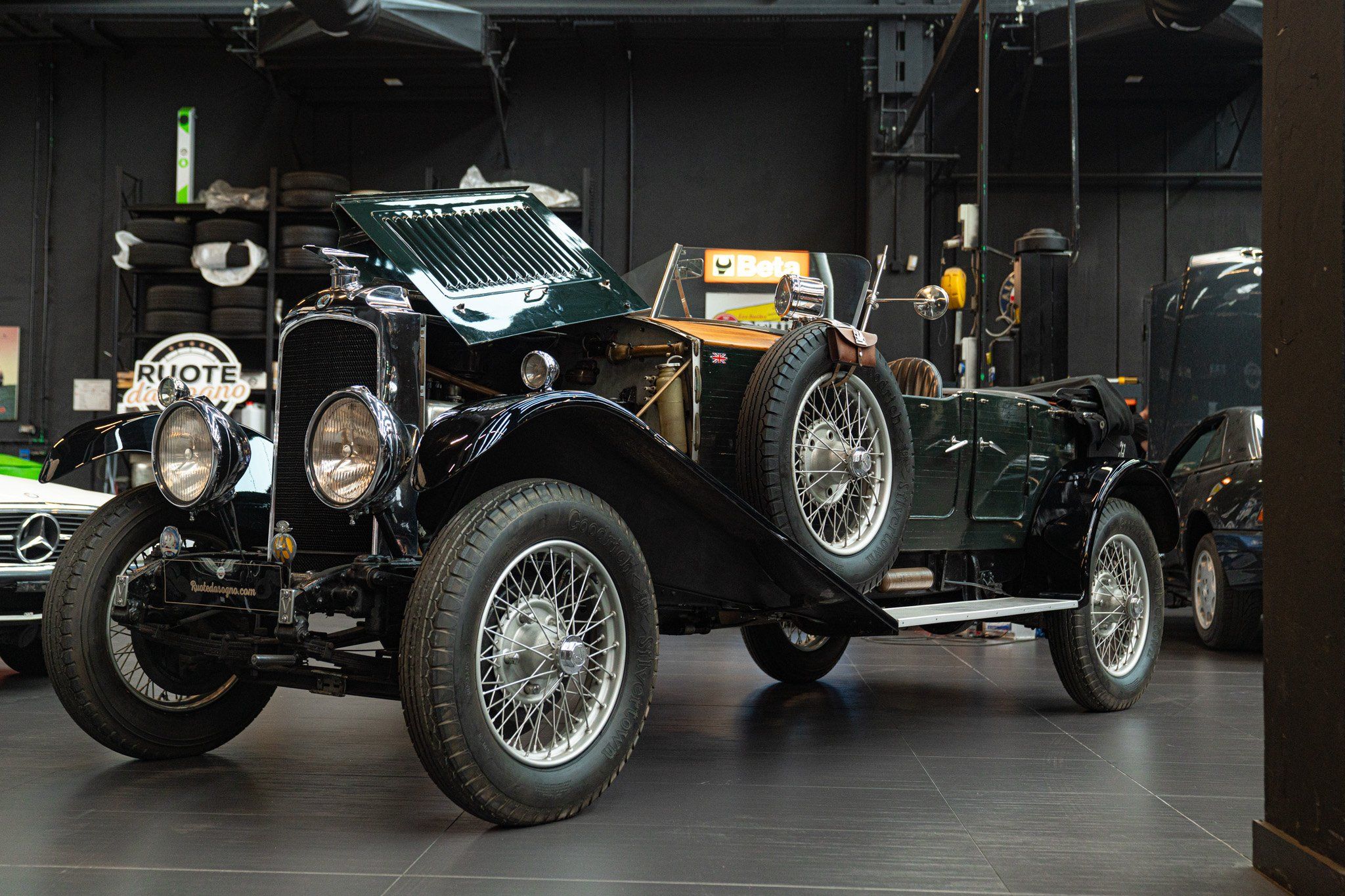 T80 OPEN TOURER 75