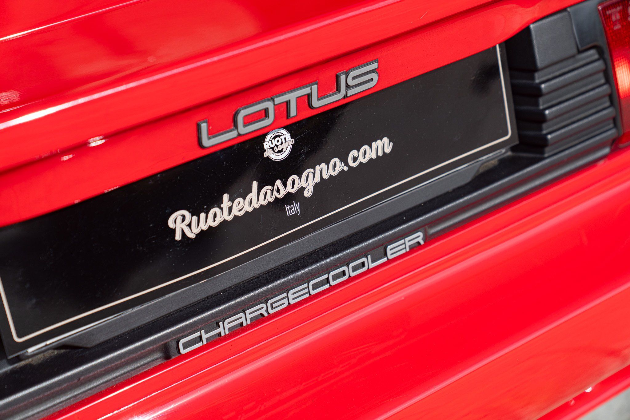 Lotus ESPRIT TURBO SE “HIGH WING” 34
