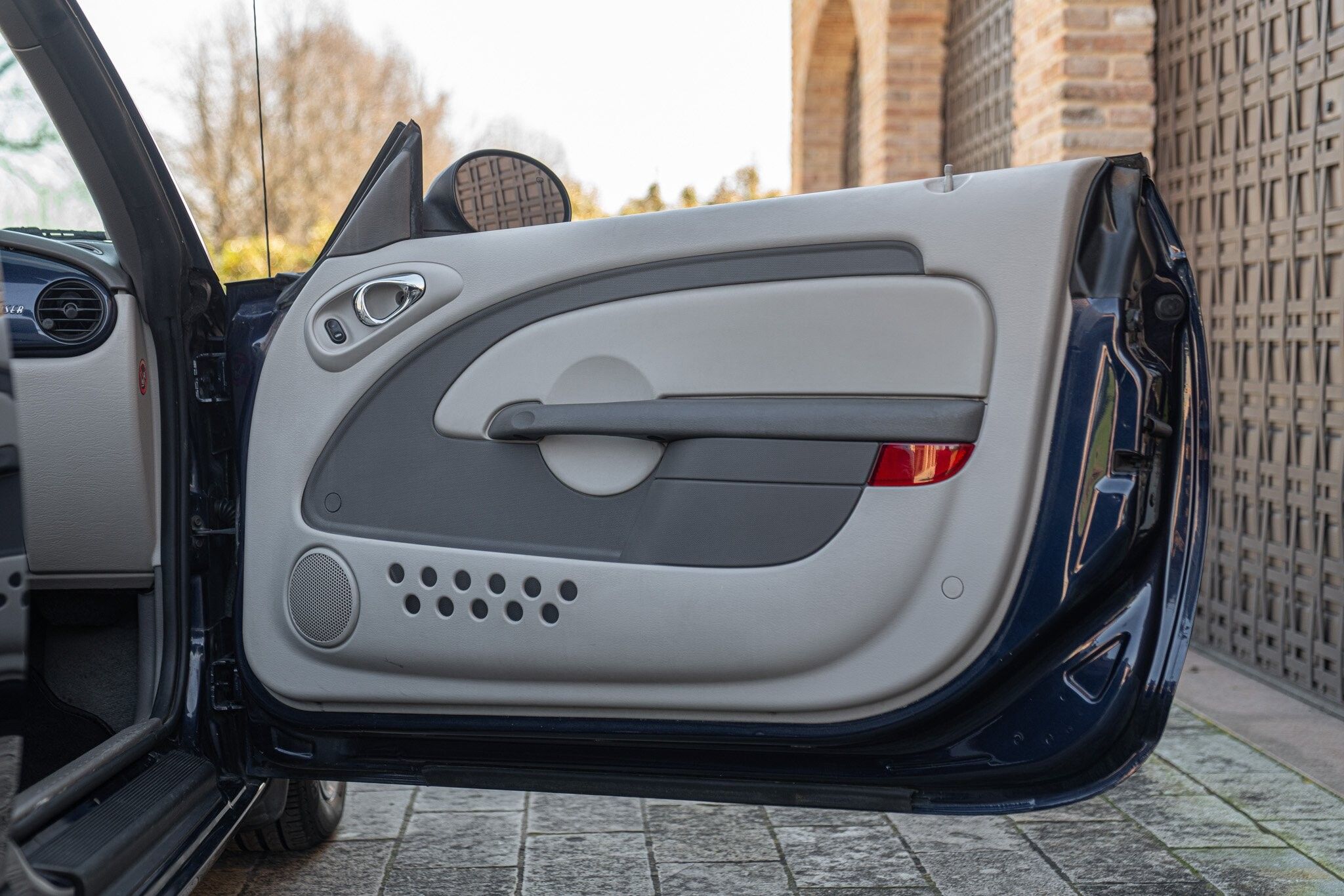 PT CRUISER  LIMITED 2.4 L CABRIOLET 37