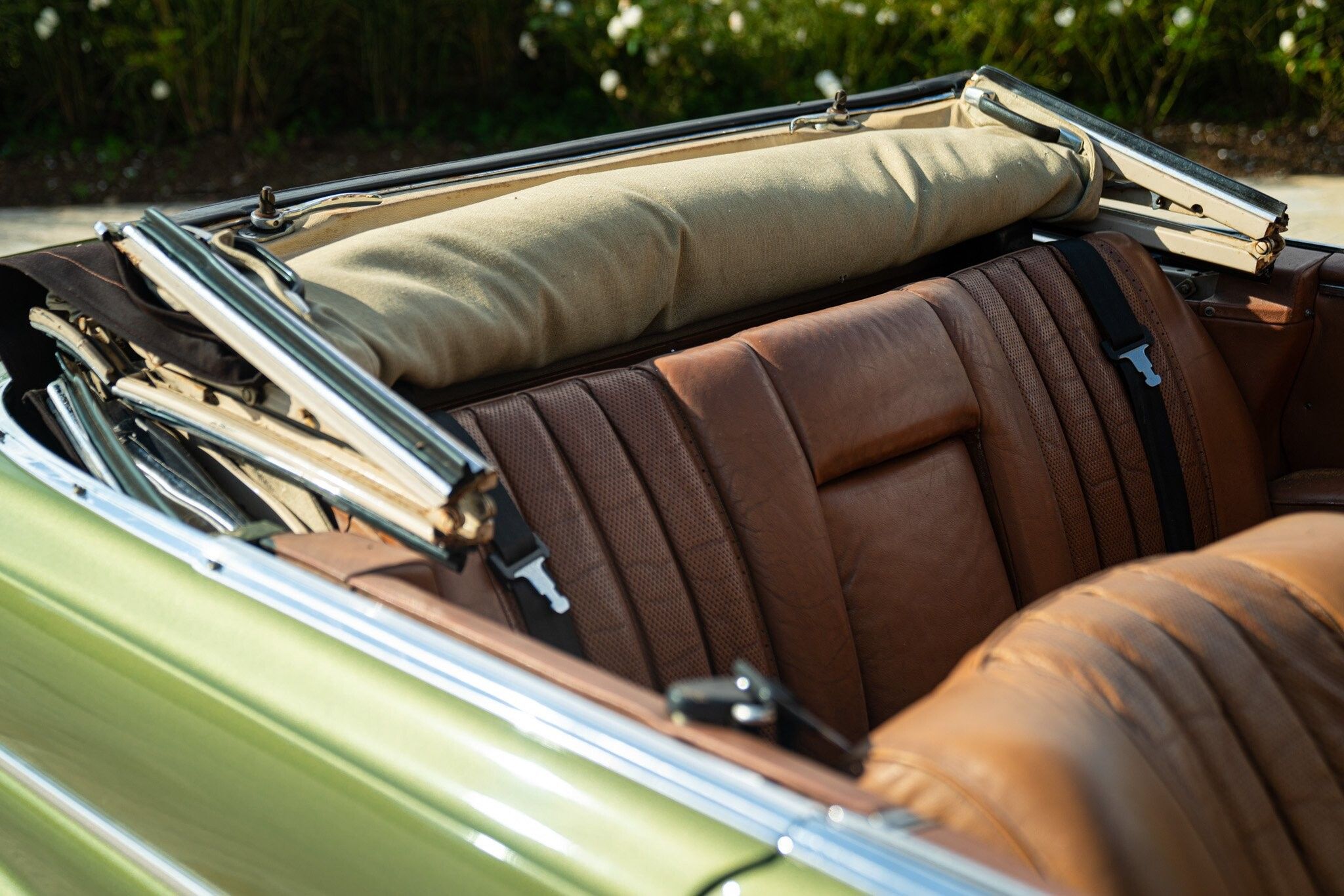 Mercedes-Benz 220 SE CABRIOLET 21