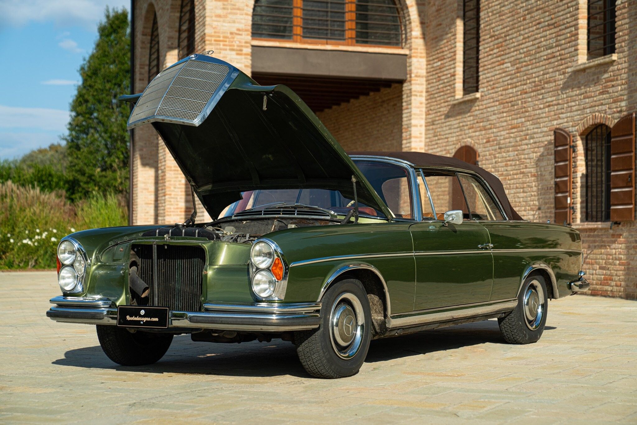 Mercedes-Benz 220 SE CABRIOLET 70