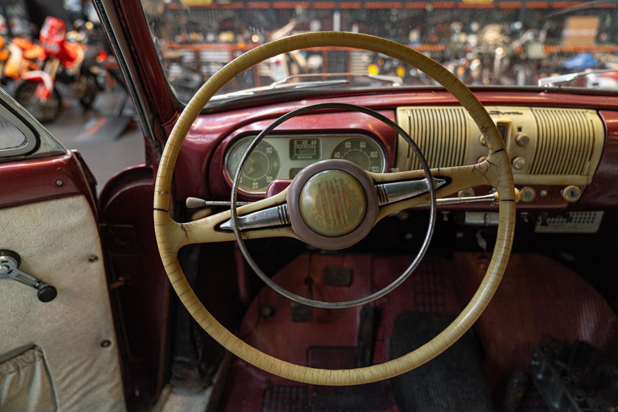 Fiat 1400 CABRIOLET CARROZZERIE SPECIALI 25