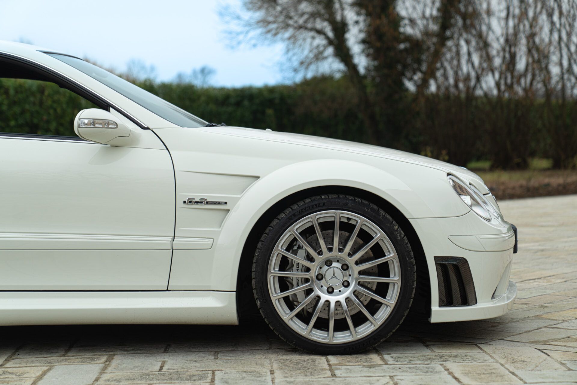Mercedes-Benz CLK 63 AMG BLACK SERIES 10