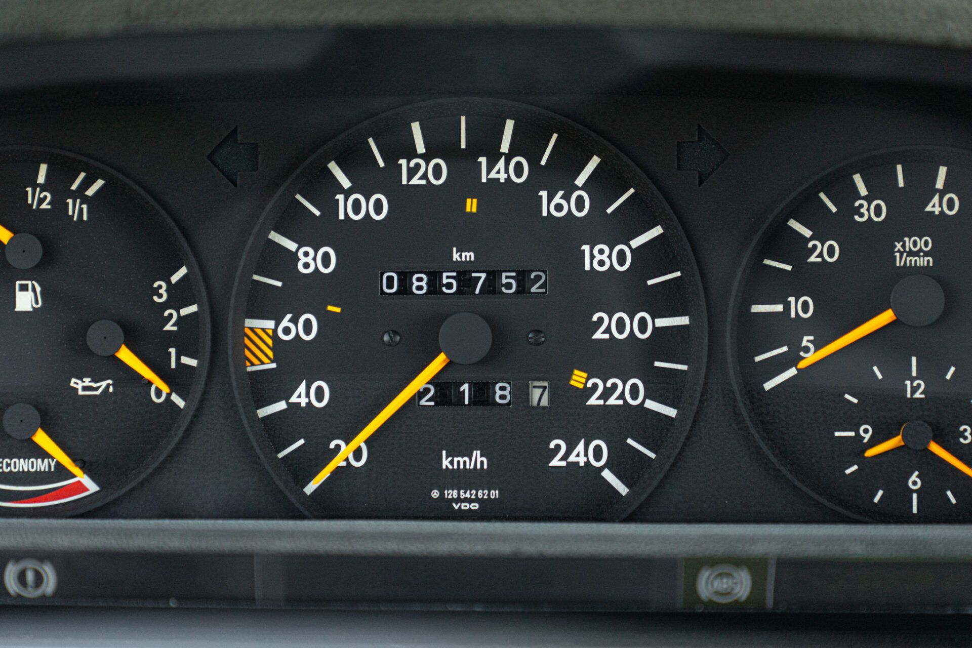 Mercedes-Benz 500 SEL 54
