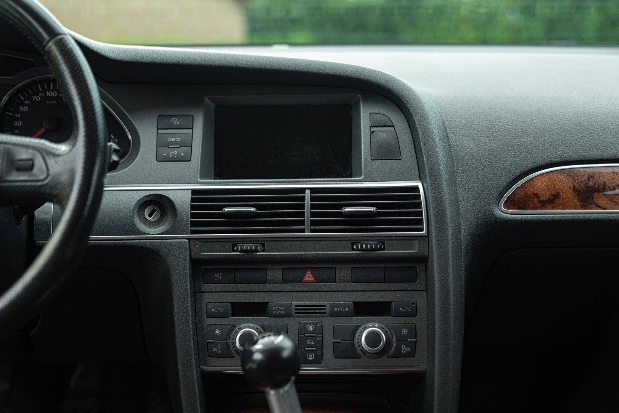 Audi A6 V6 2.7 51