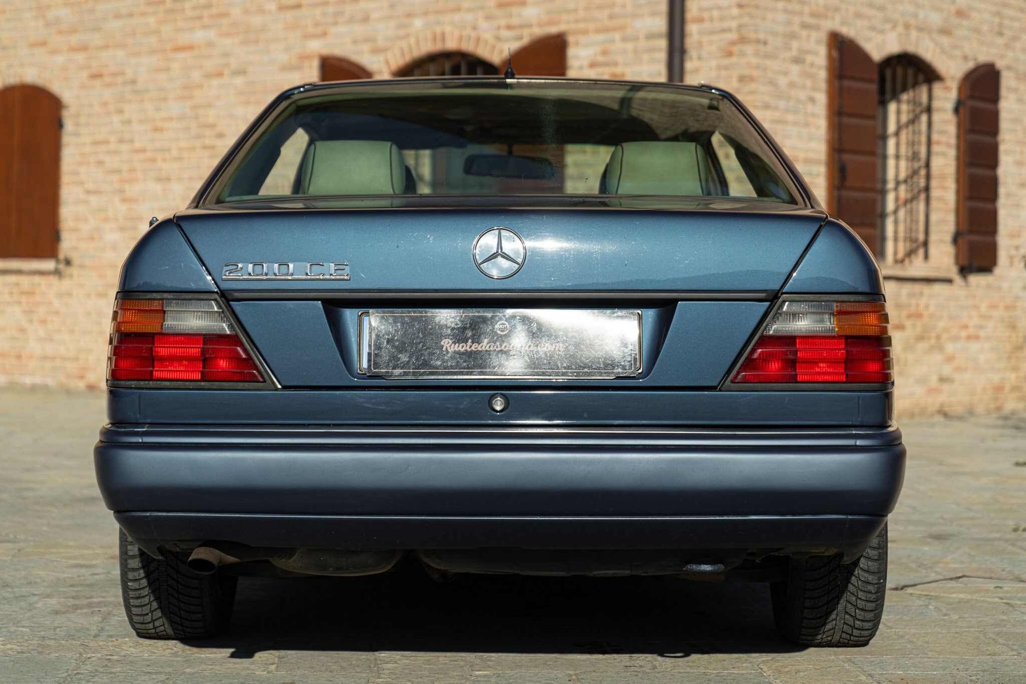 Mercedes-Benz CE 200 8