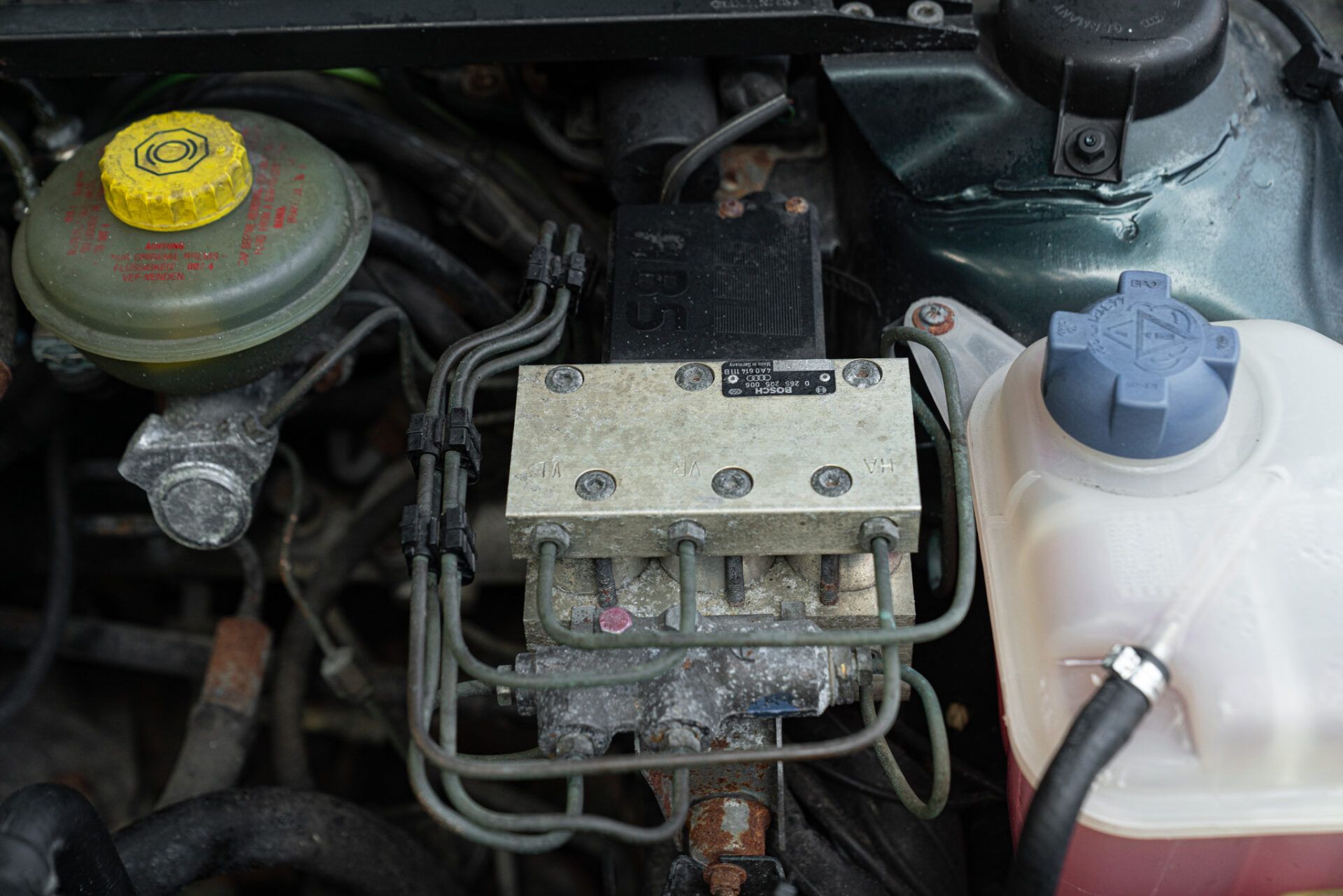 Audi S2 54