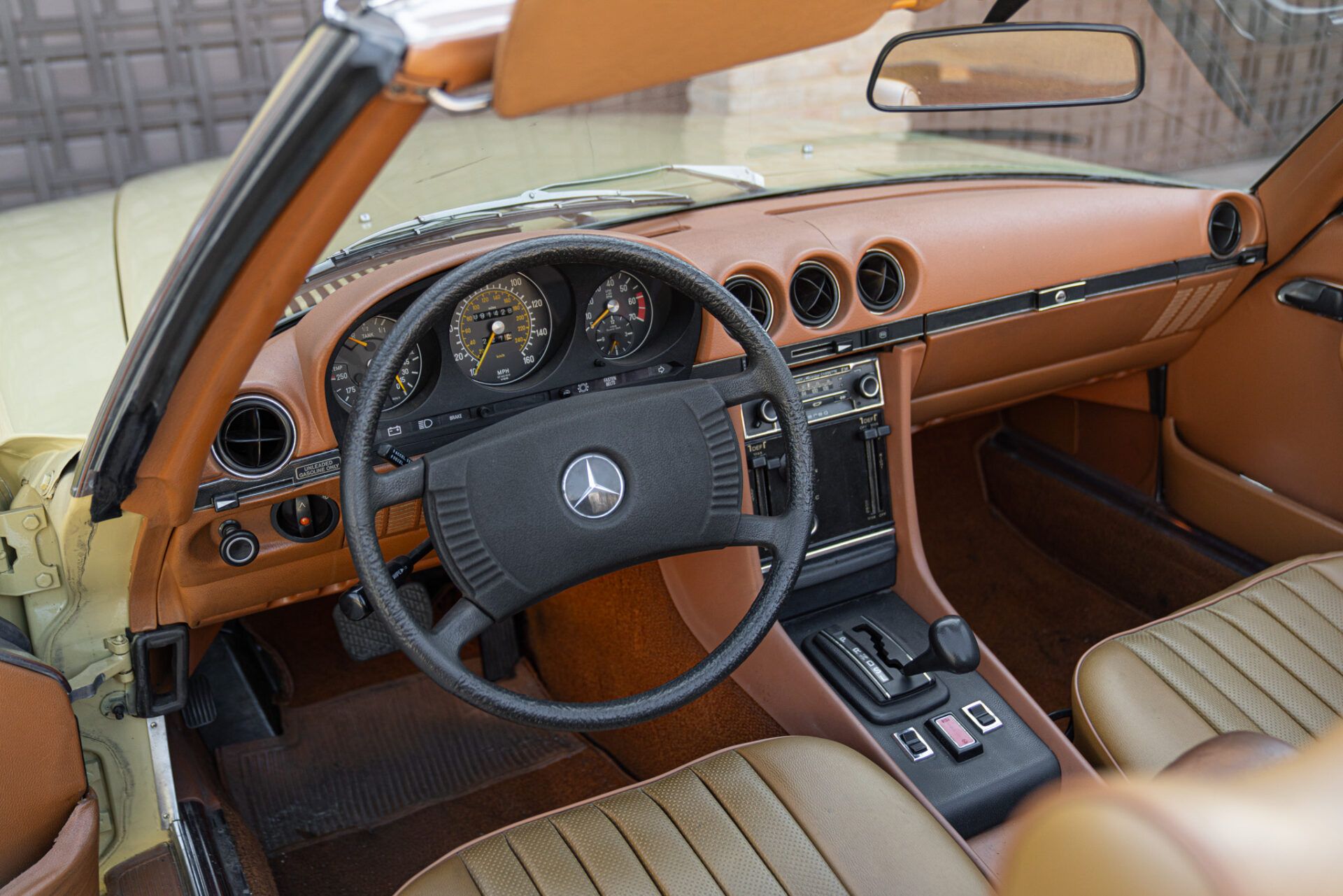 Mercedes-Benz SL 450 37