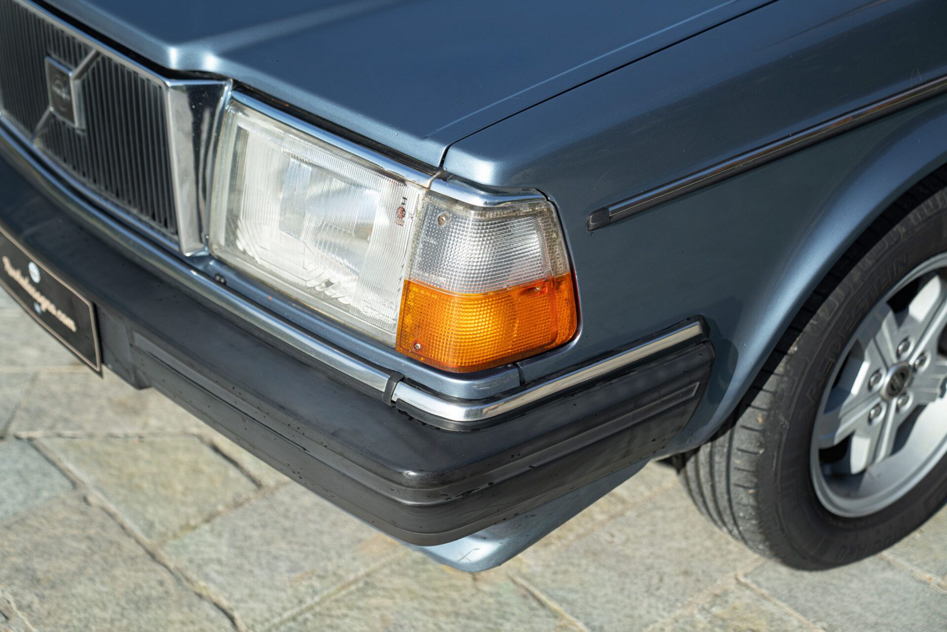 Volvo 244 GL 2.3L 20