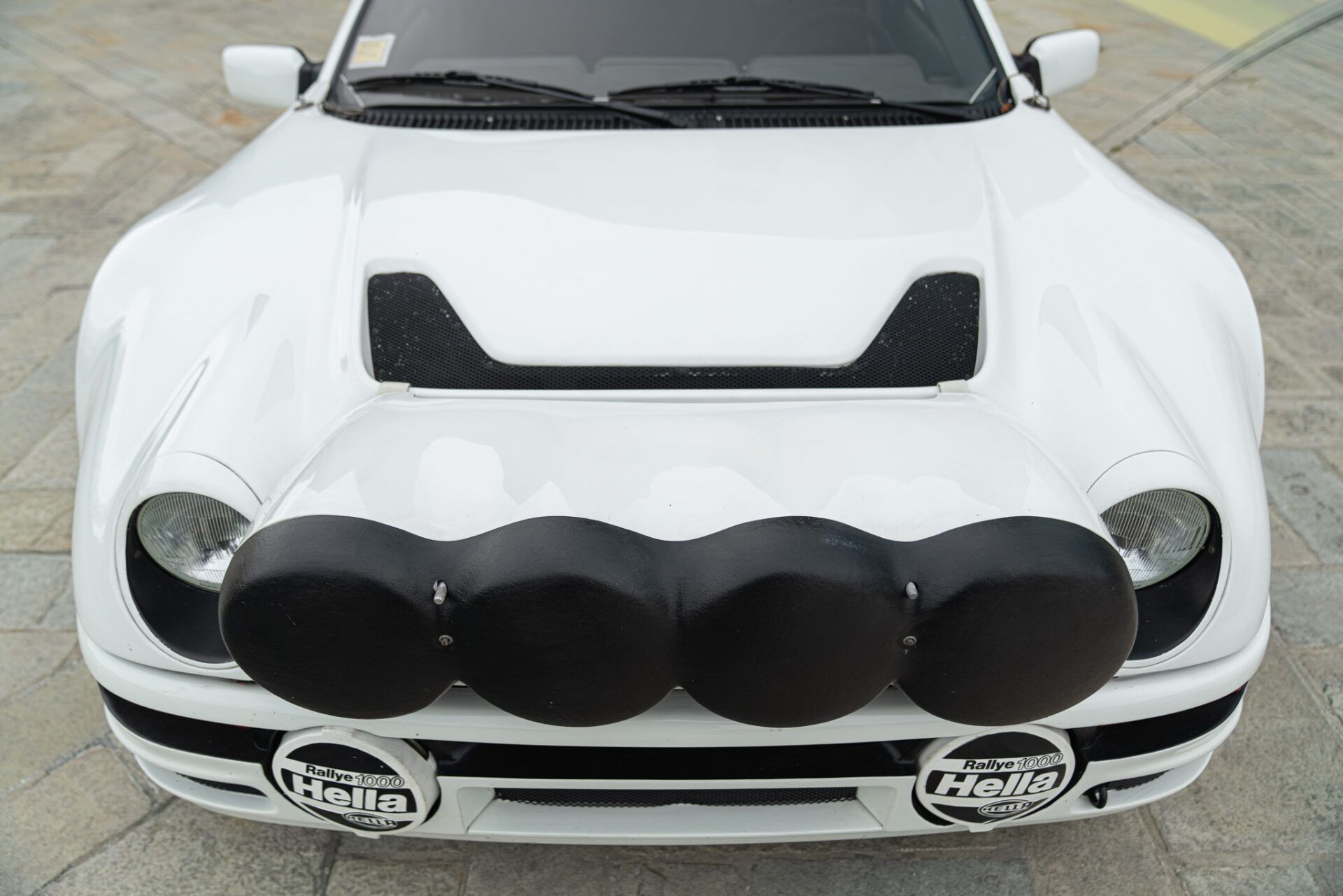 Ford RS 200 24
