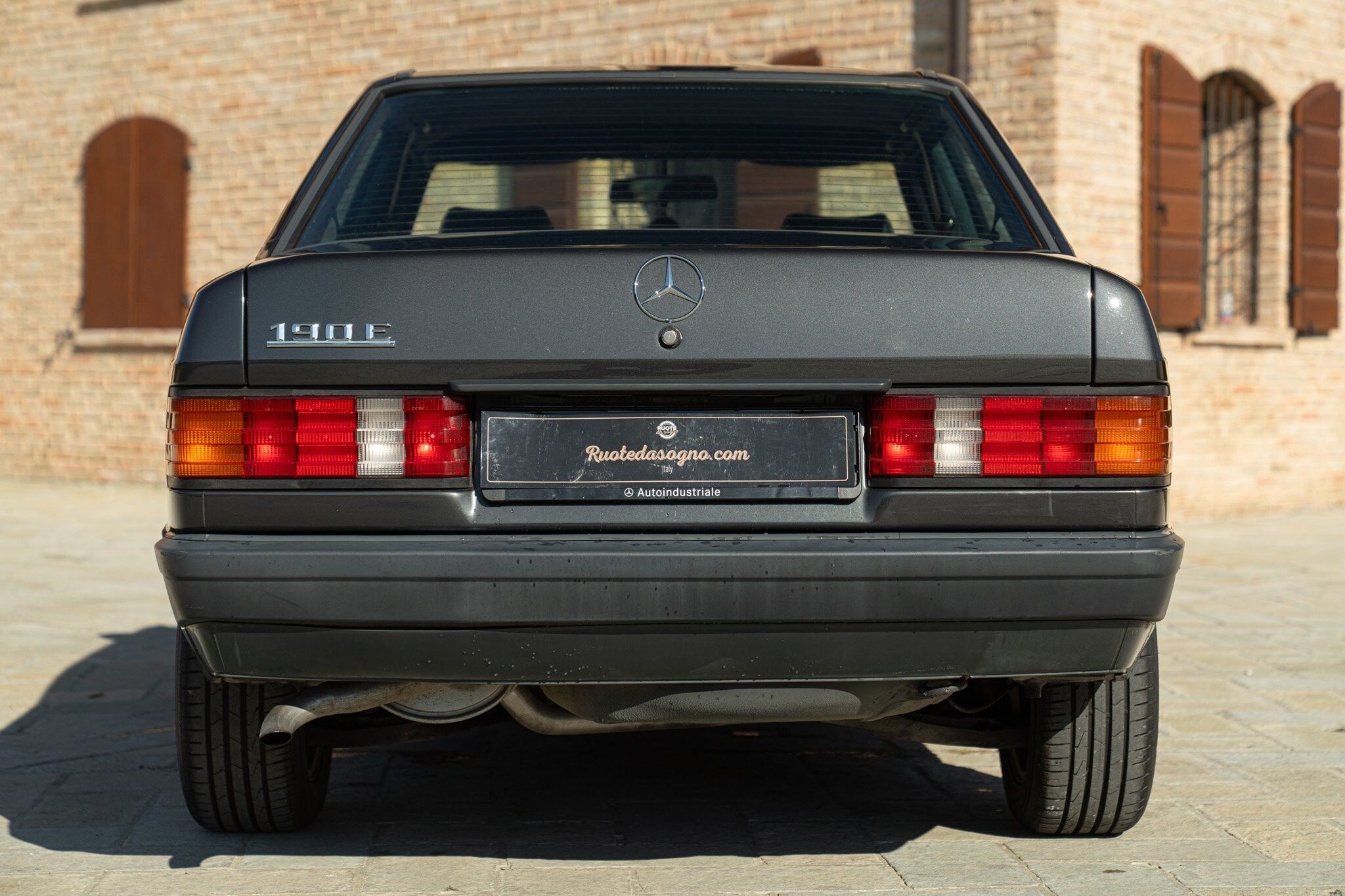 Mercedes-Benz 190 E 8