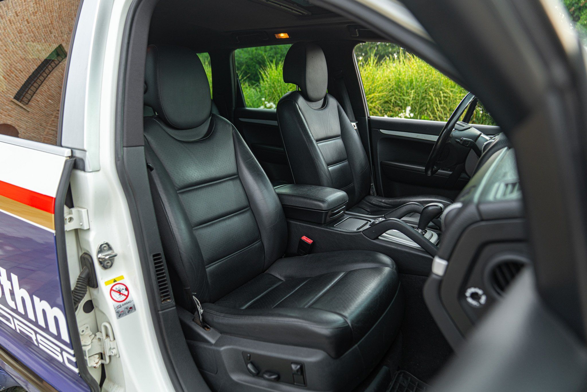 Porsche CAYENNE S LIVREA ROTHMANS 42