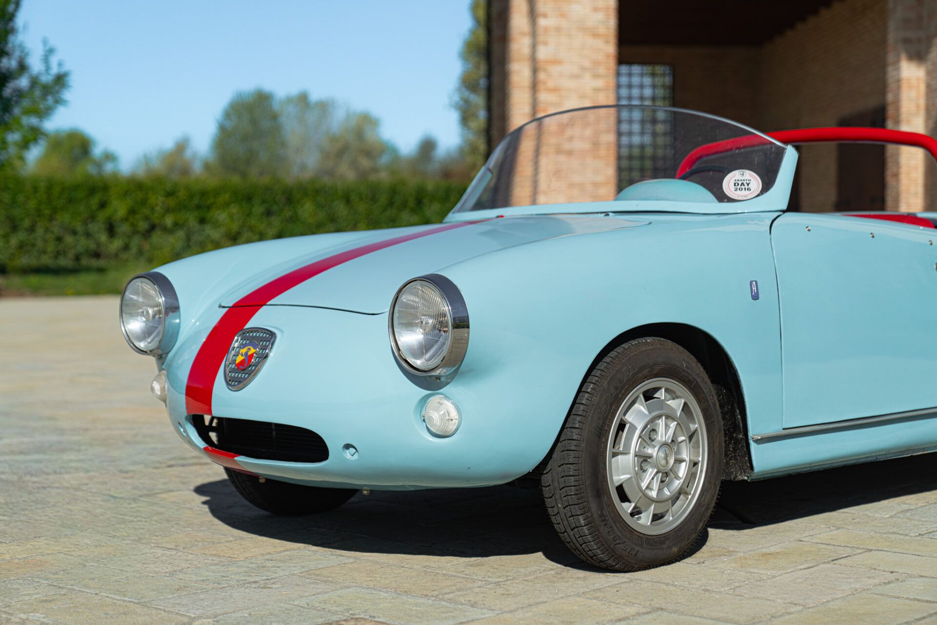 Abarth 750 ALLEMANO SPIDER 13