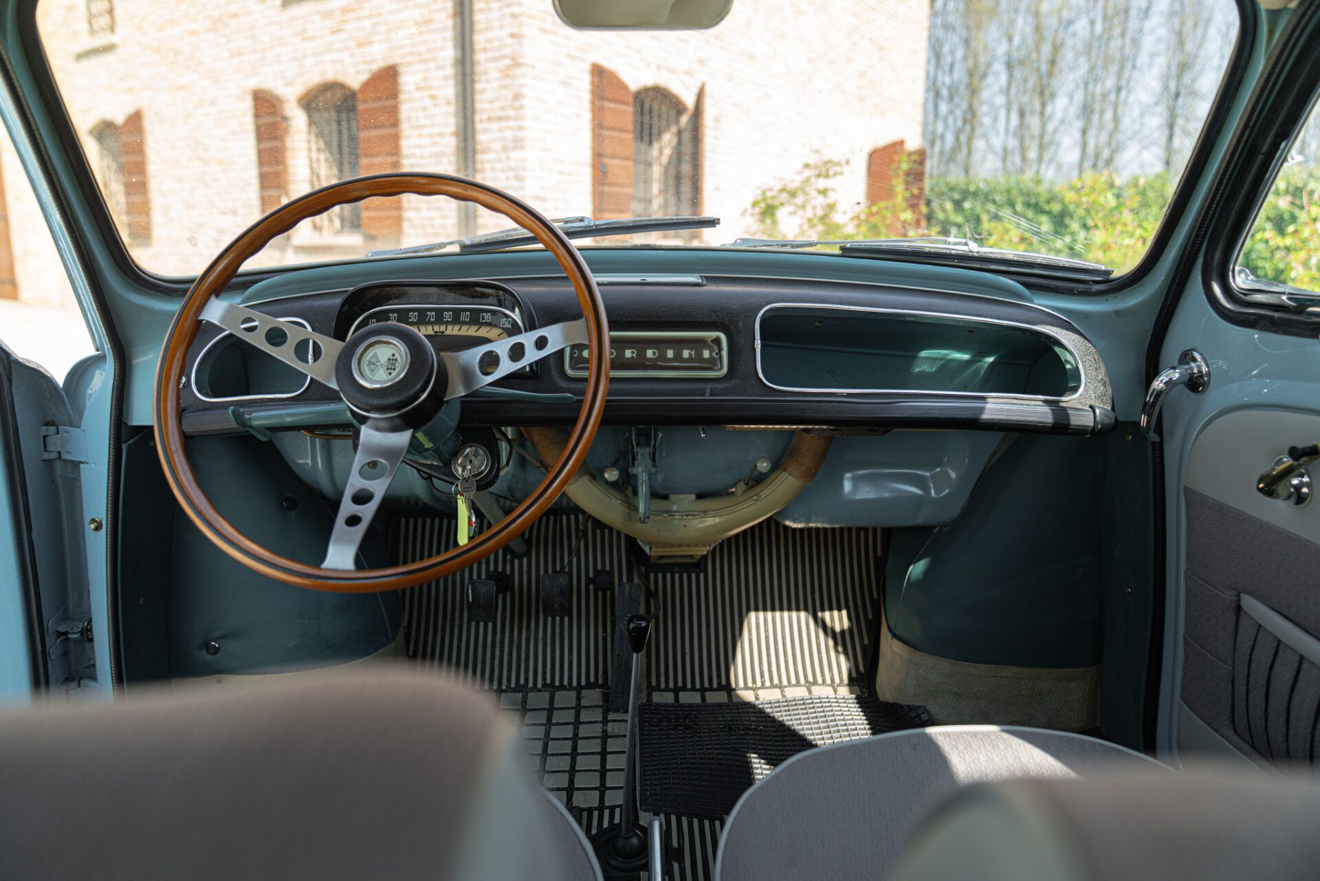 Renault DAUPHINE GORDINI 43
